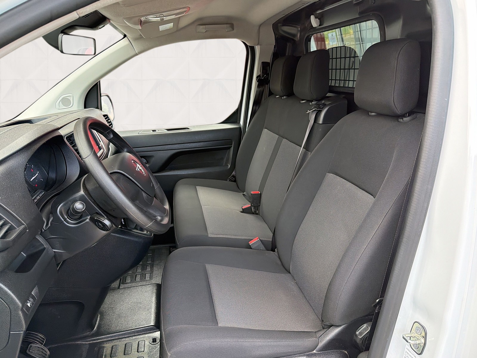 OPEL Vivaro Cargo 2.0 D s/s M-image-7