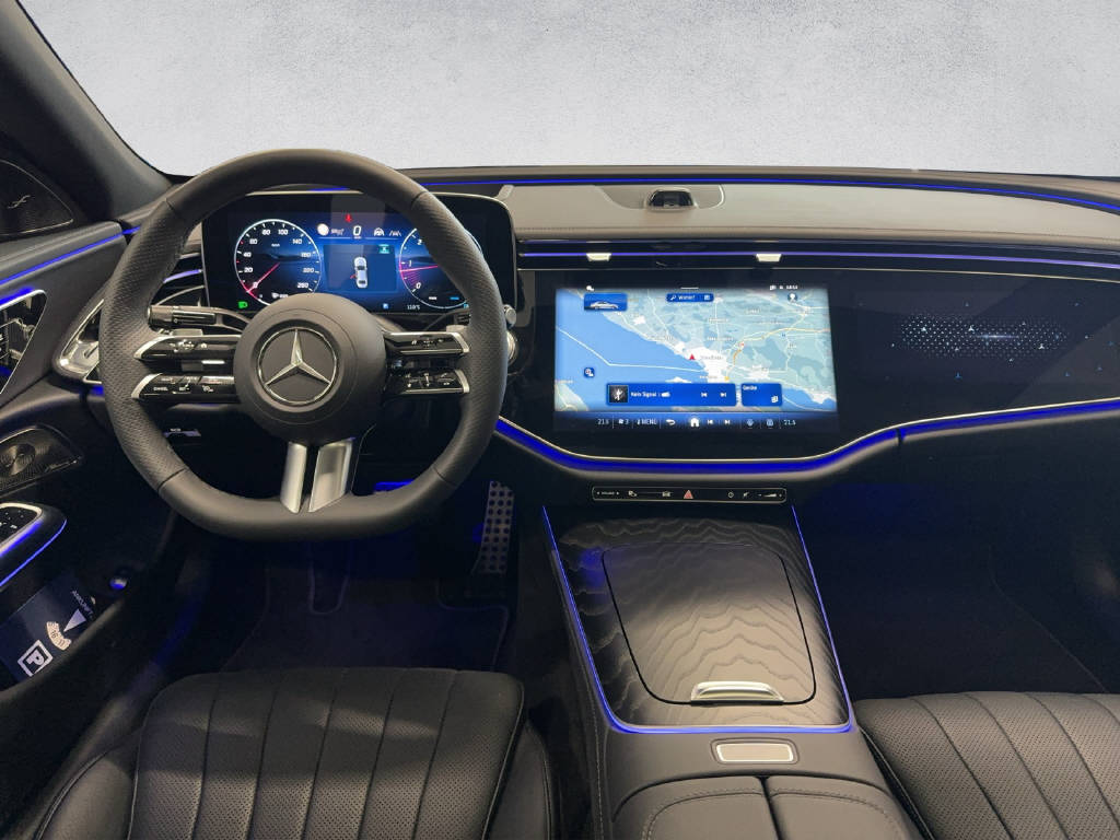MERCEDES-BENZ E 220 d AMG Line 4Matic-image-13