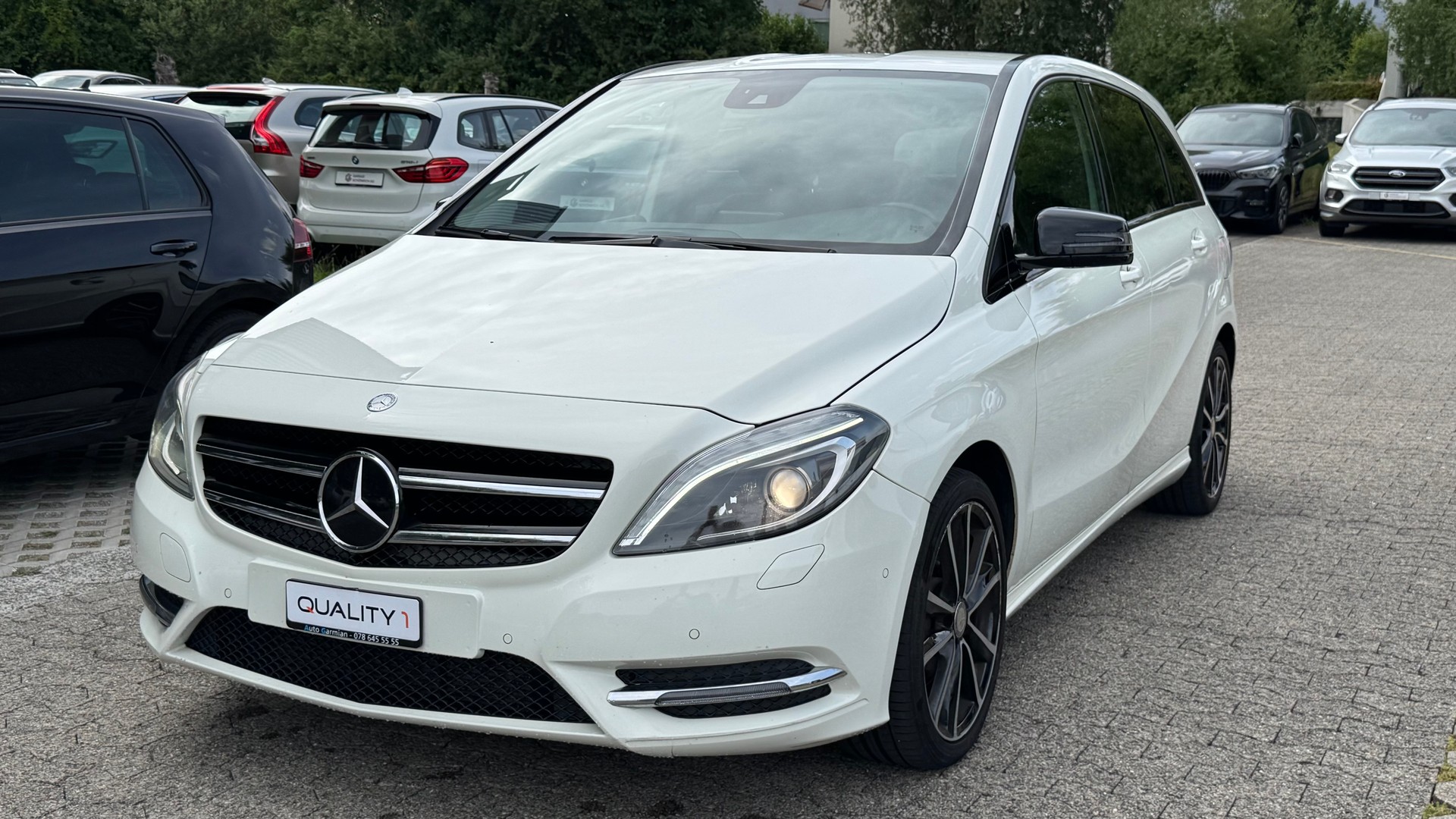 MERCEDES-BENZ B 180 CDI-image-1