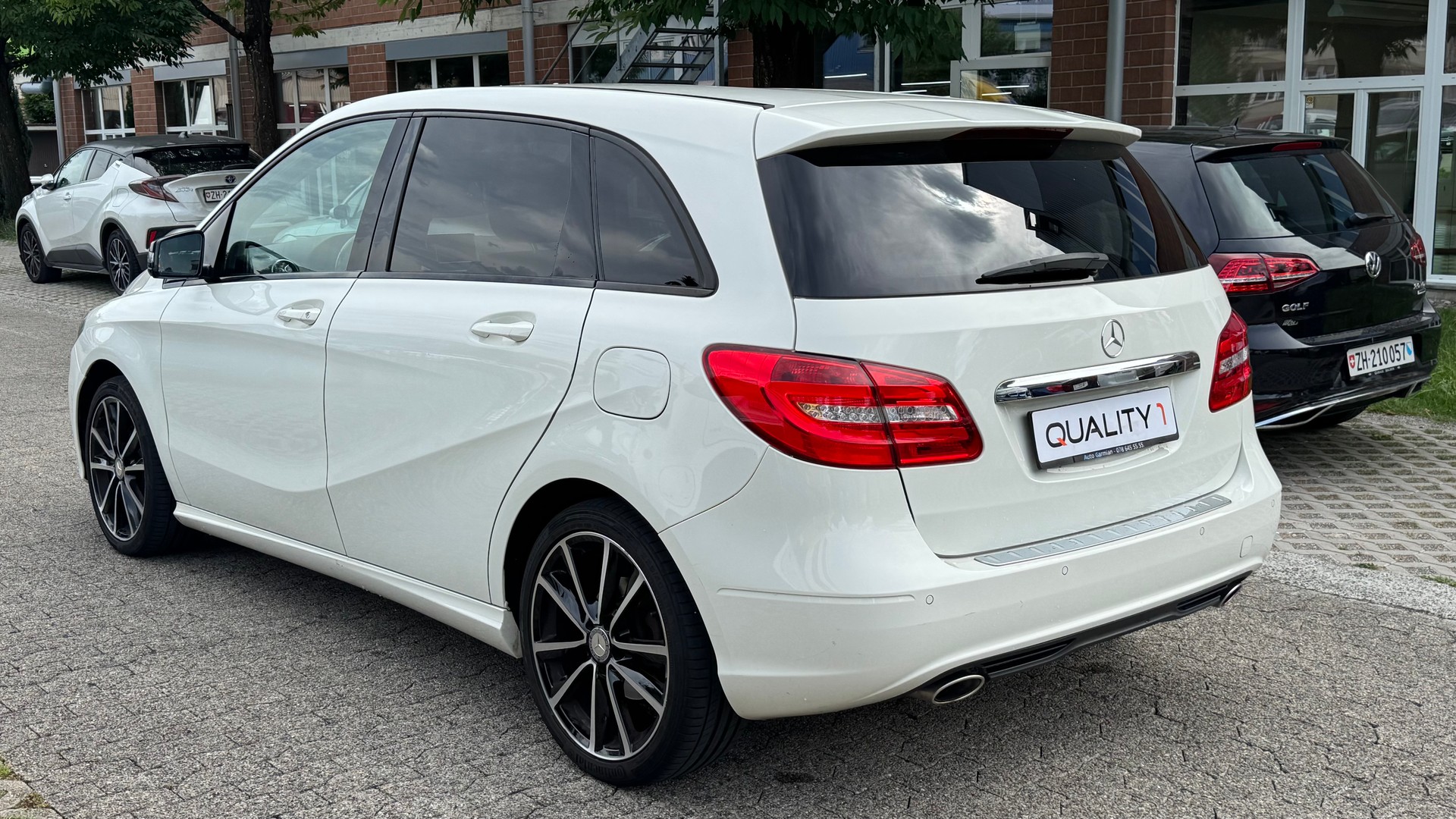 MERCEDES-BENZ B 180 CDI-image-4