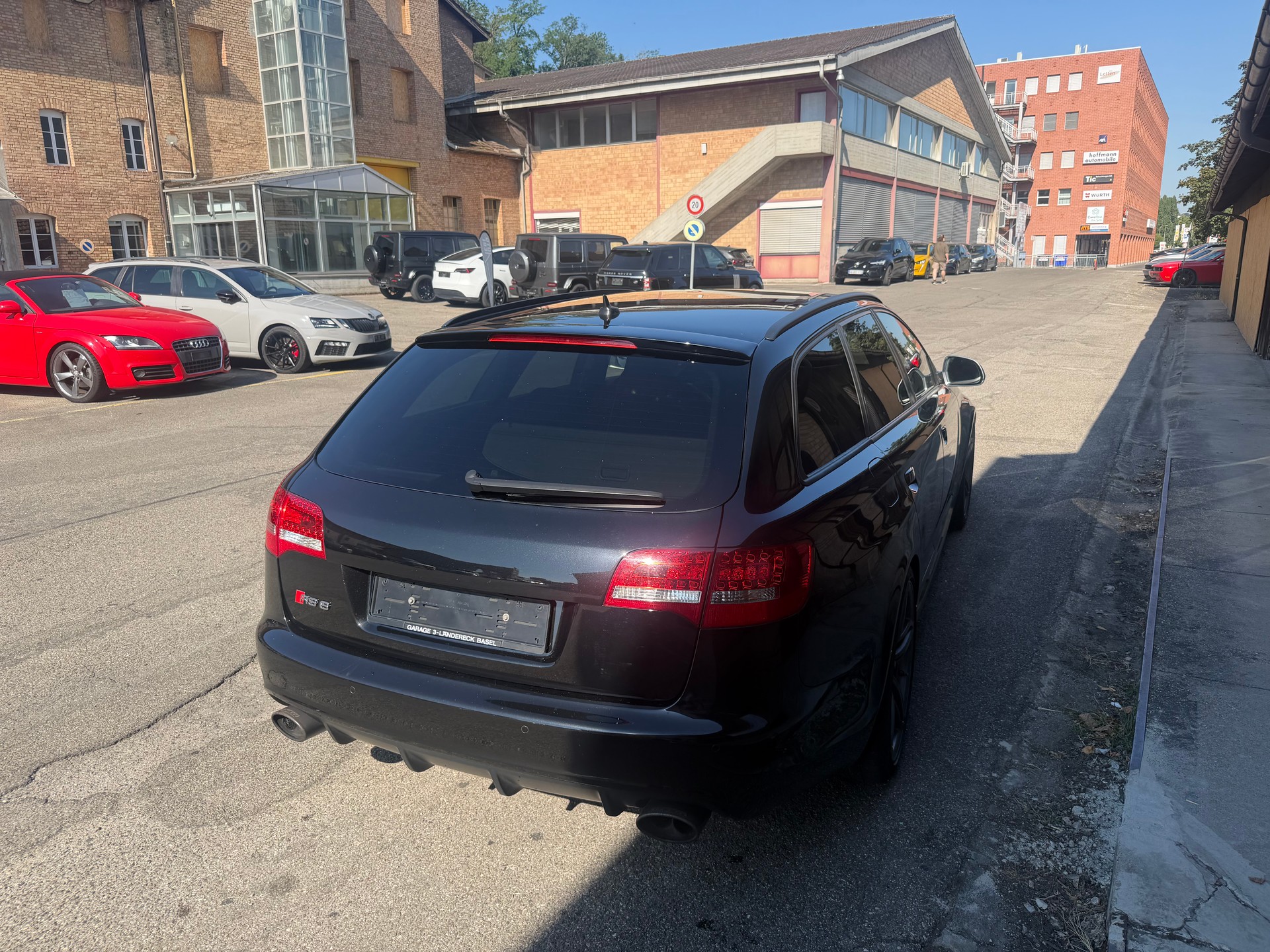 AUDI RS6 Avant 5.0 TFSI V10 quattro tiptronic-image-4