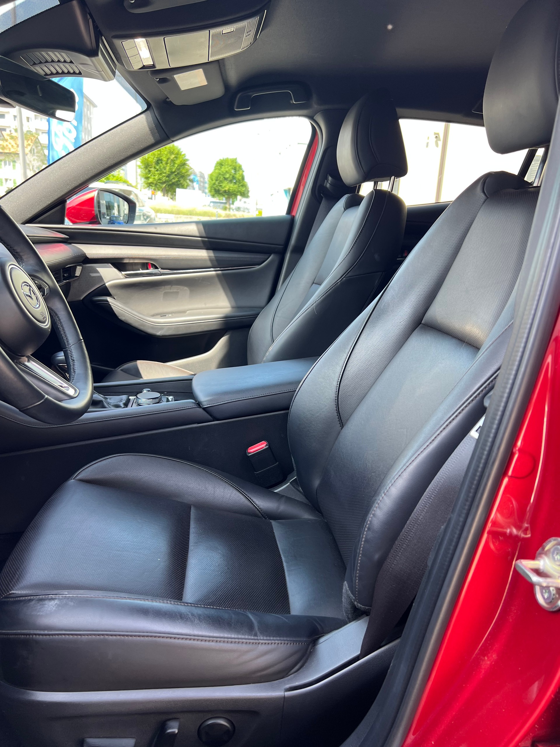 MAZDA 3 Hatchback SKYACTIV-X MHybrid 186 Exclusive Line AWD Aut.-image-6