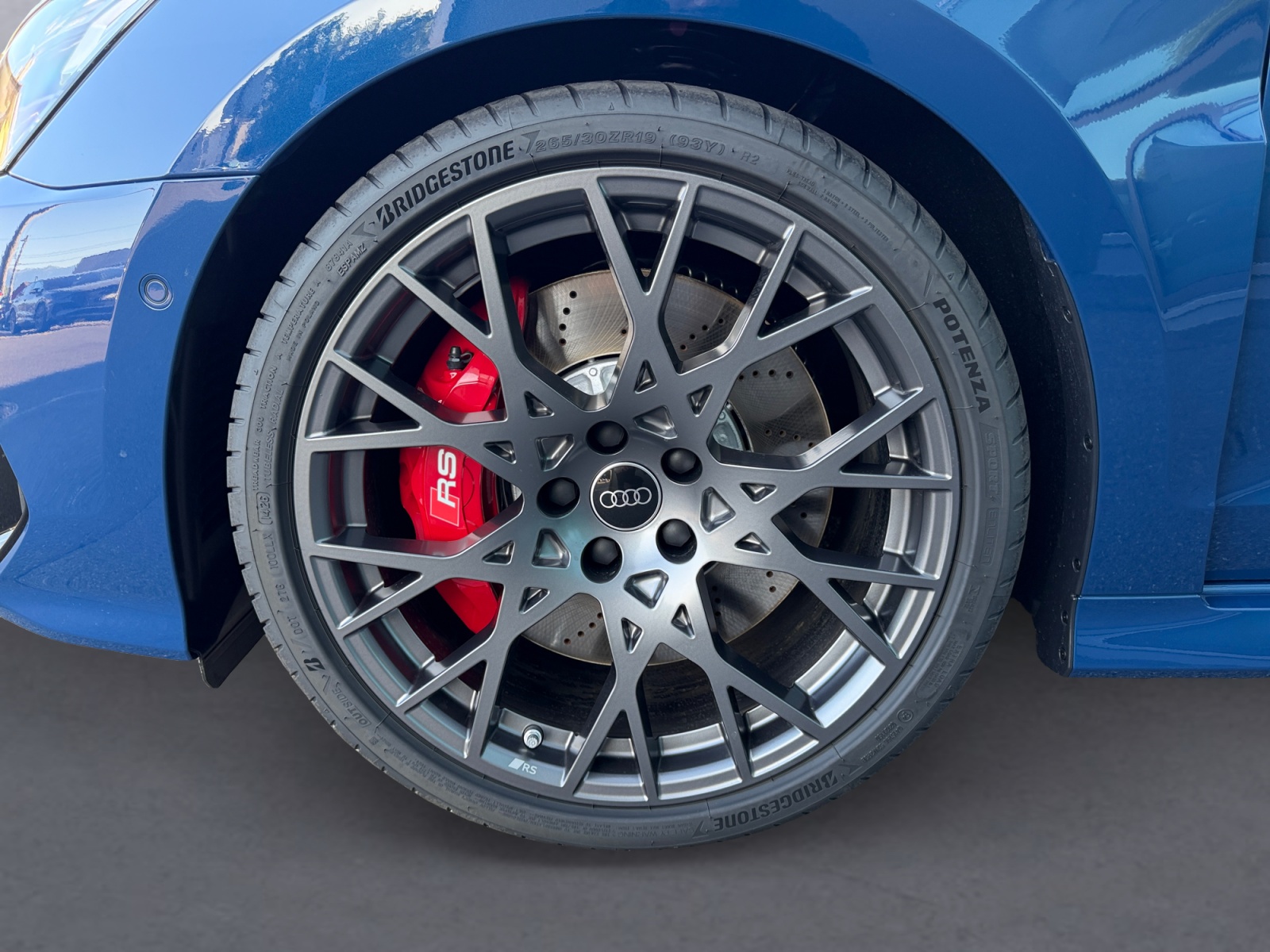 AUDI RS3 Sportback 2.5 TSI quattro S-tronic-image-11