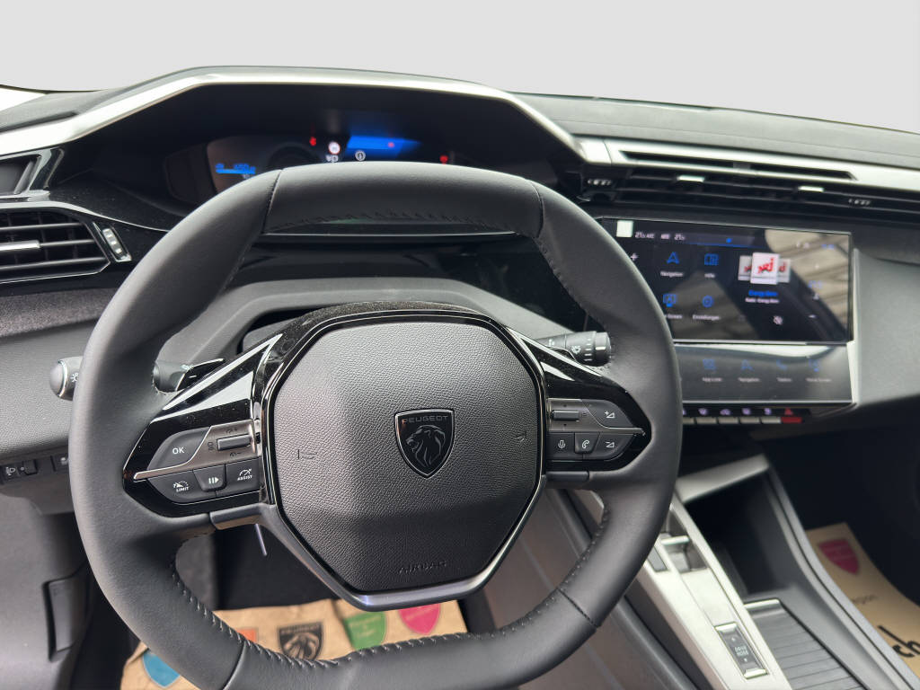 PEUGEOT 308 SW e-Allure-image-10