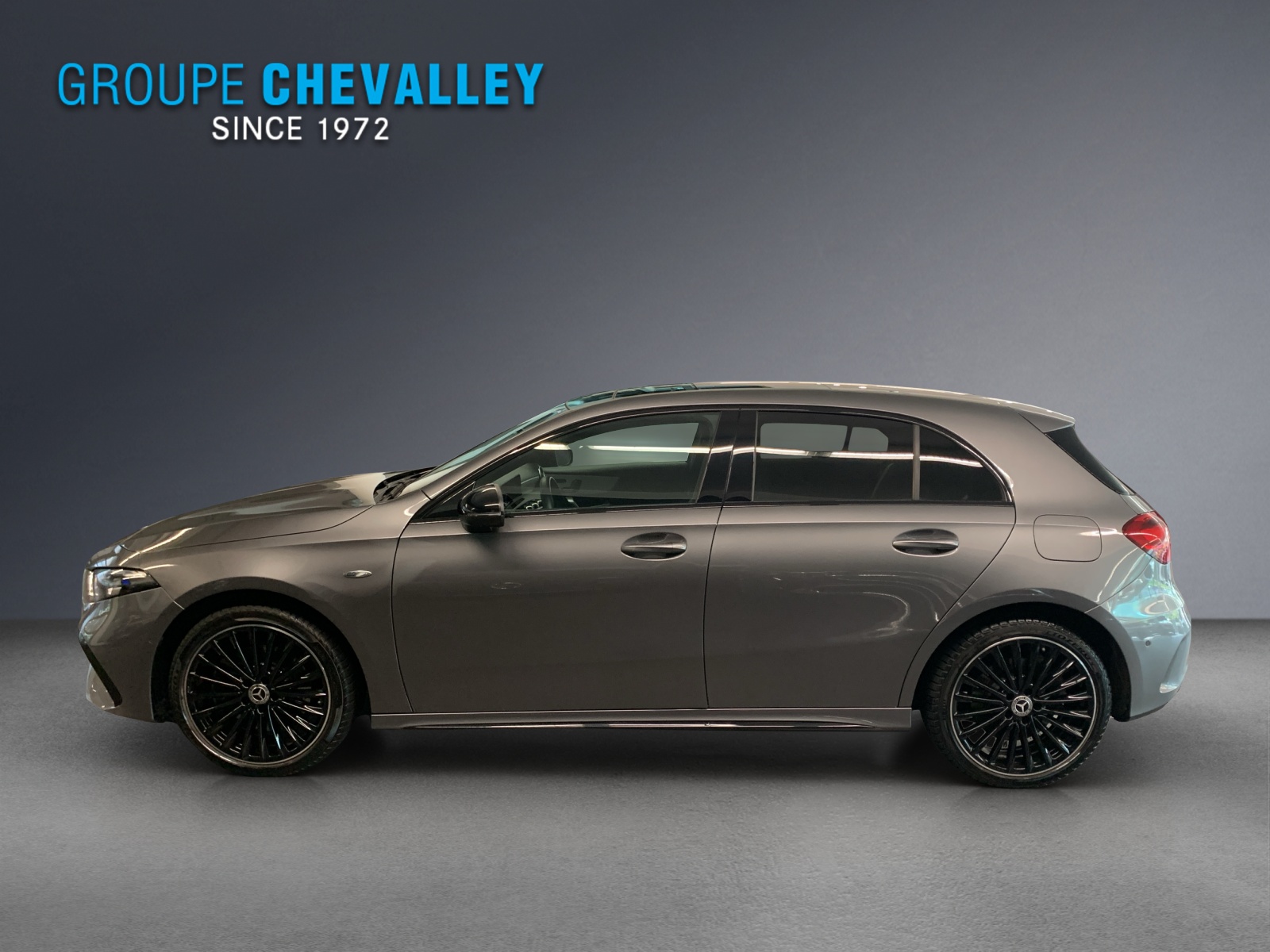 MERCEDES-BENZ A 250 e EQ Star 8G-DCT-image-2