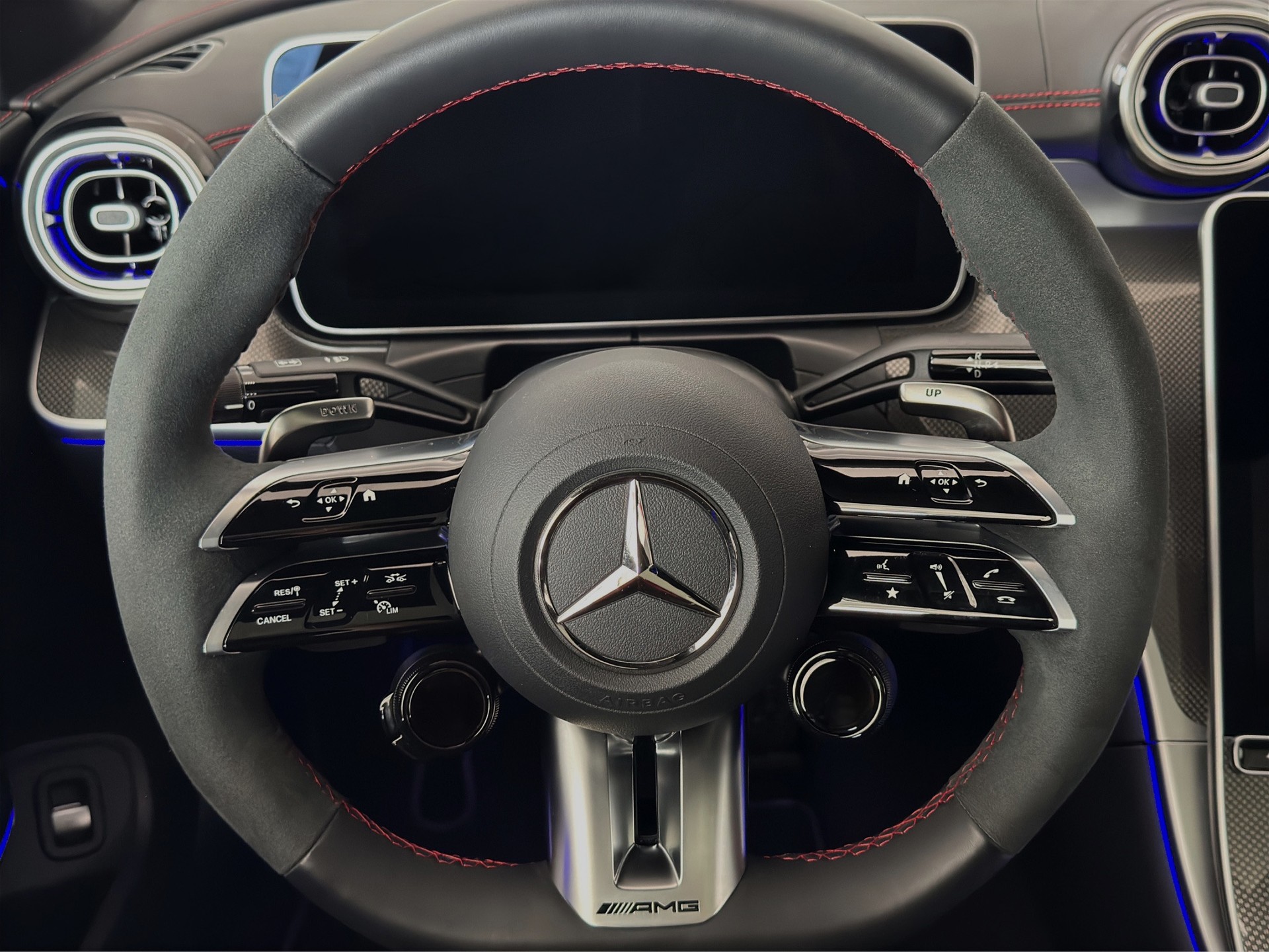 MERCEDES-BENZ CLE 53 Coupé AMG 4Matic+ 9G-Tronic "Performance Sitzpaket-AHK-Pano-Standheiz."-image-15