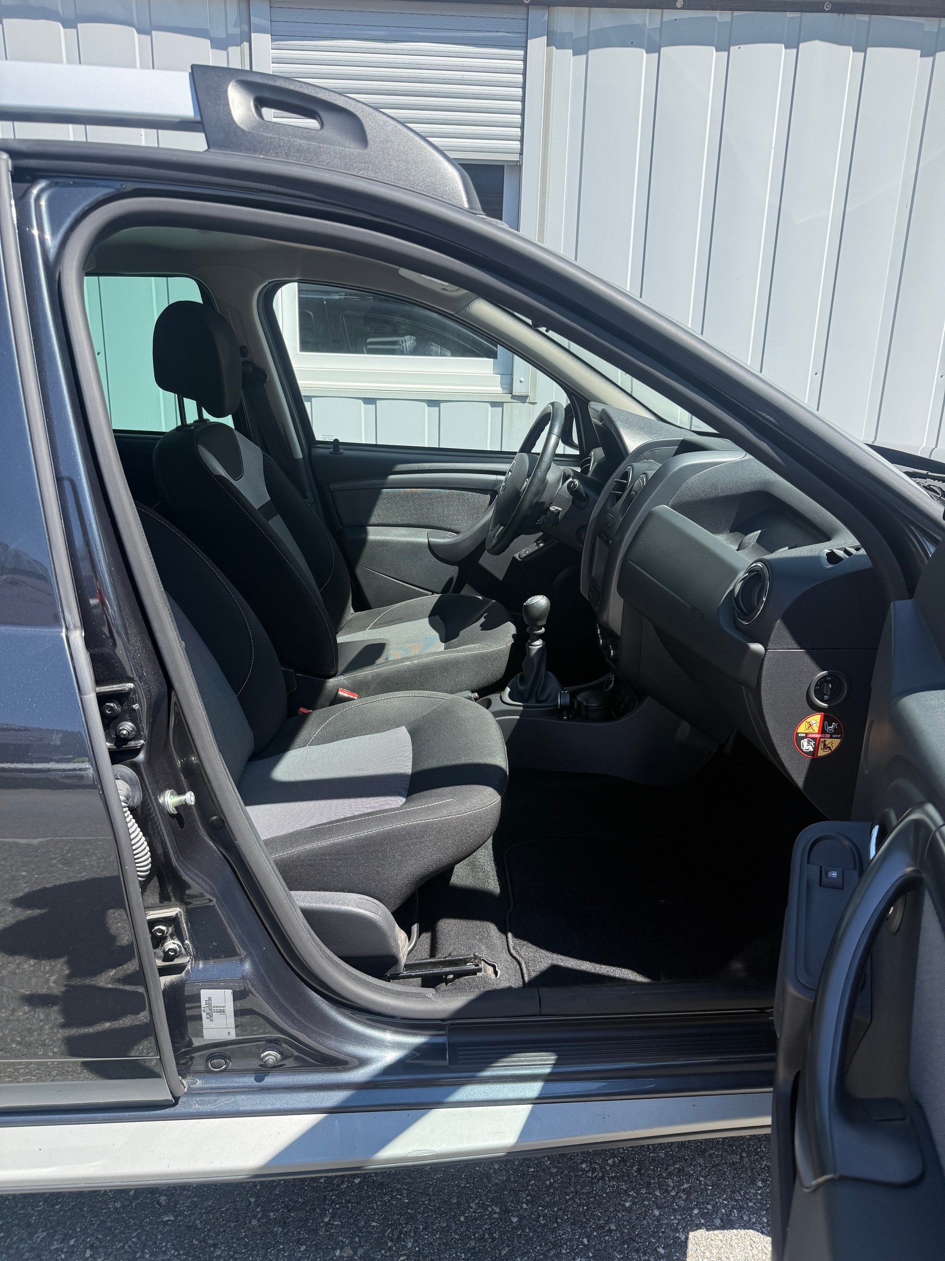 DACIA Duster 1.2 T Privilège 4x4 *ANHÄNGERKUPPLUNG*KLIMA*TEMPOMAT-image-14