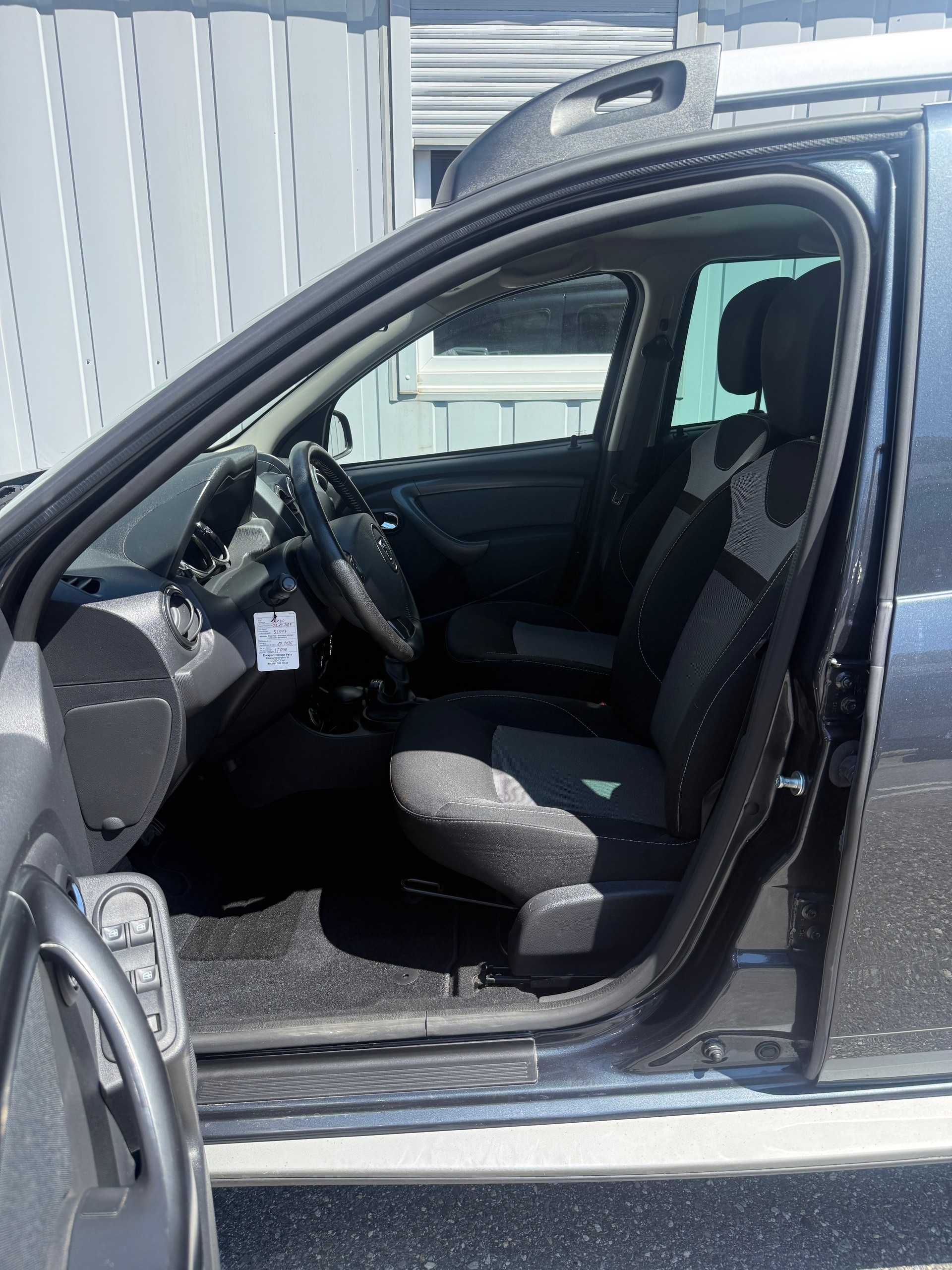 DACIA Duster 1.2 T Privilège 4x4 *ANHÄNGERKUPPLUNG*KLIMA*TEMPOMAT-image-11