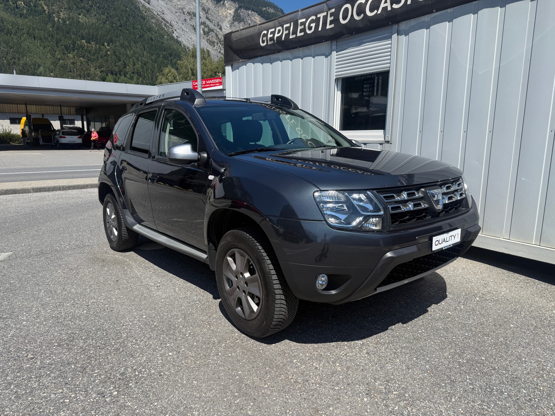 DACIA Duster 1.2 T Privilège 4x4 *ANHÄNGERKUPPLUNG*KLIMA*TEMPOMAT-image-1