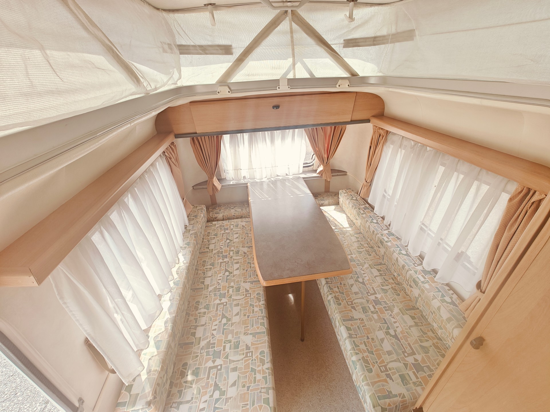 HYMER Eriba Puck 120 -- Top Zustand & Vorzelt-image-10
