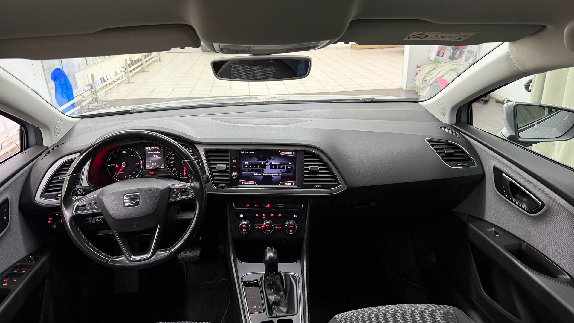 SEAT Leon ST 1.6 TDI CR Style DSG-image-7