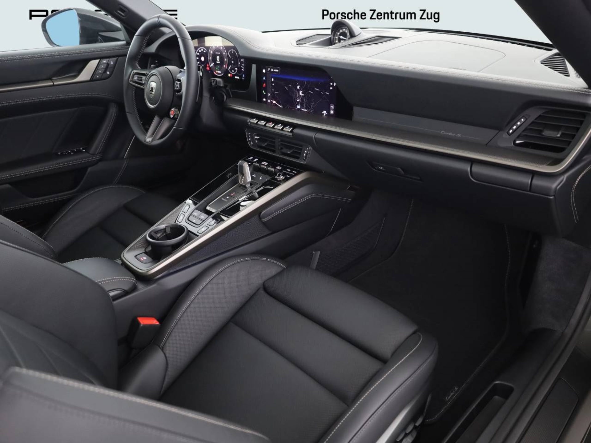 PORSCHE 911 Turbo S Cabriolet-image-9