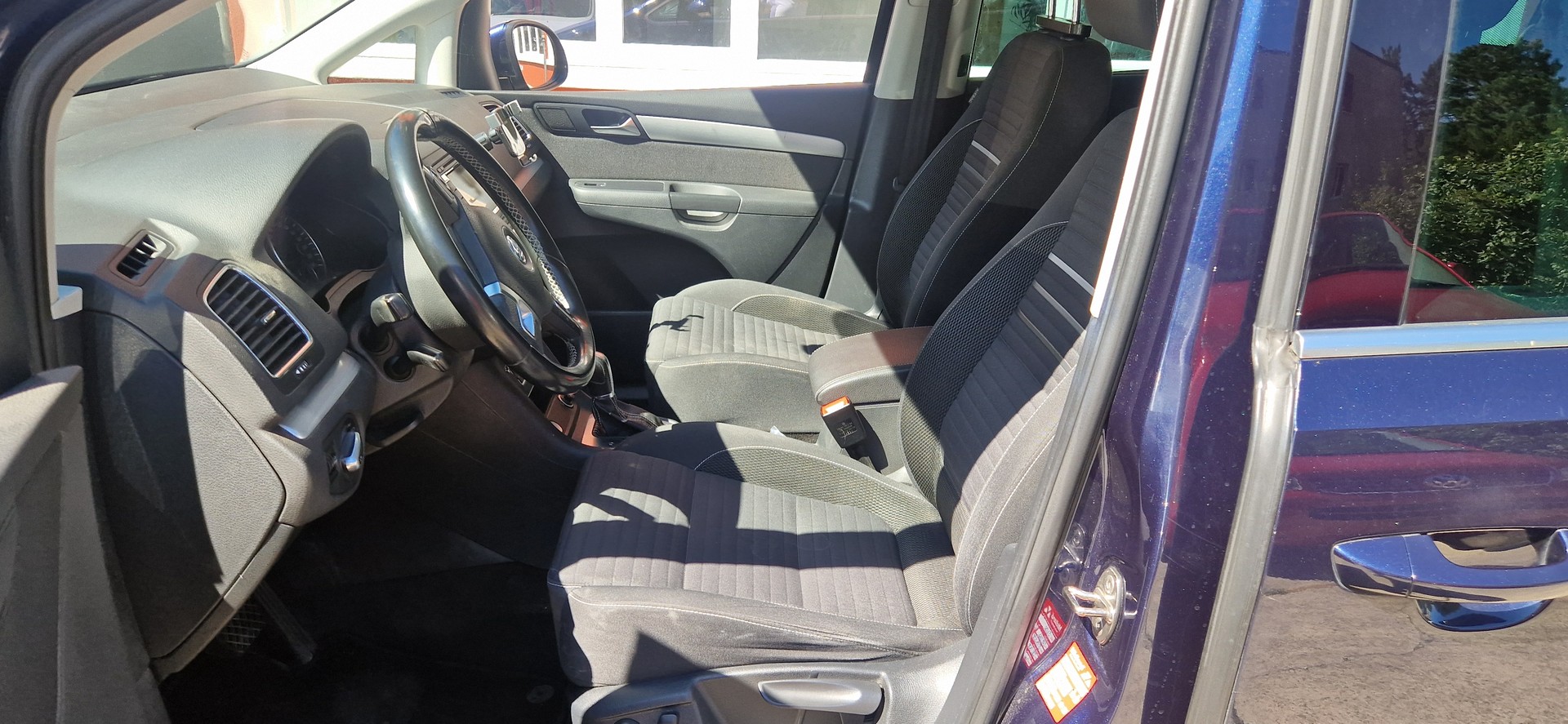 VW Sharan 2.0 TDI BlueMotion Technology Cup DSG-image-5
