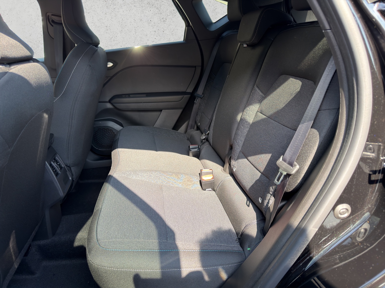 MITSUBISHI ASX 1.8 HEV Sport-image-15
