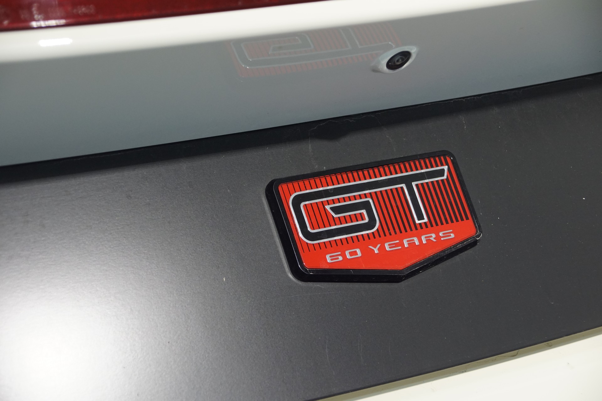 FORD Mustang GT 5.0 60th Anniversary-image-13