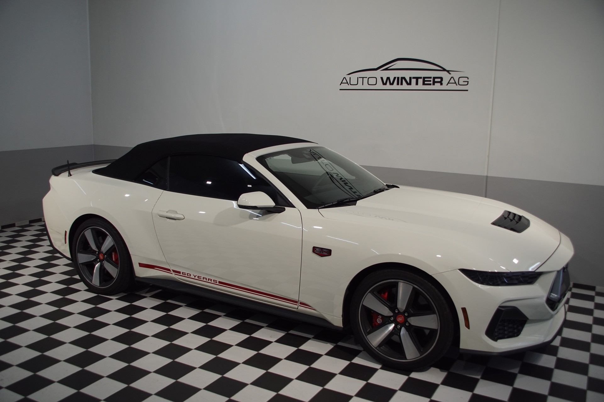 FORD Mustang GT 5.0 60th Anniversary-image-6