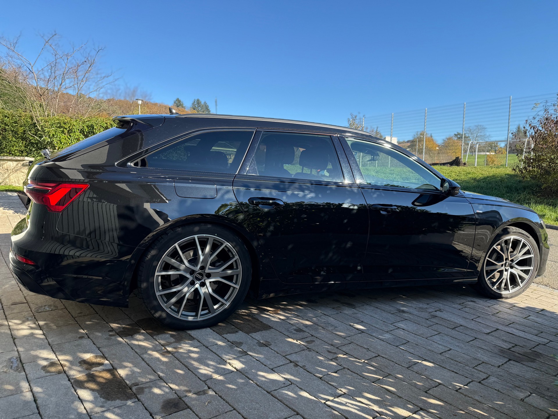 AUDI 2.0 45 TFSI Sport quattro S-Tronic-image-4