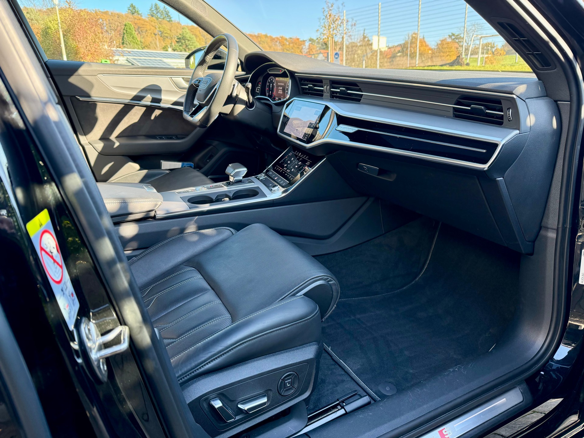 AUDI 2.0 45 TFSI Sport quattro S-Tronic-image-7
