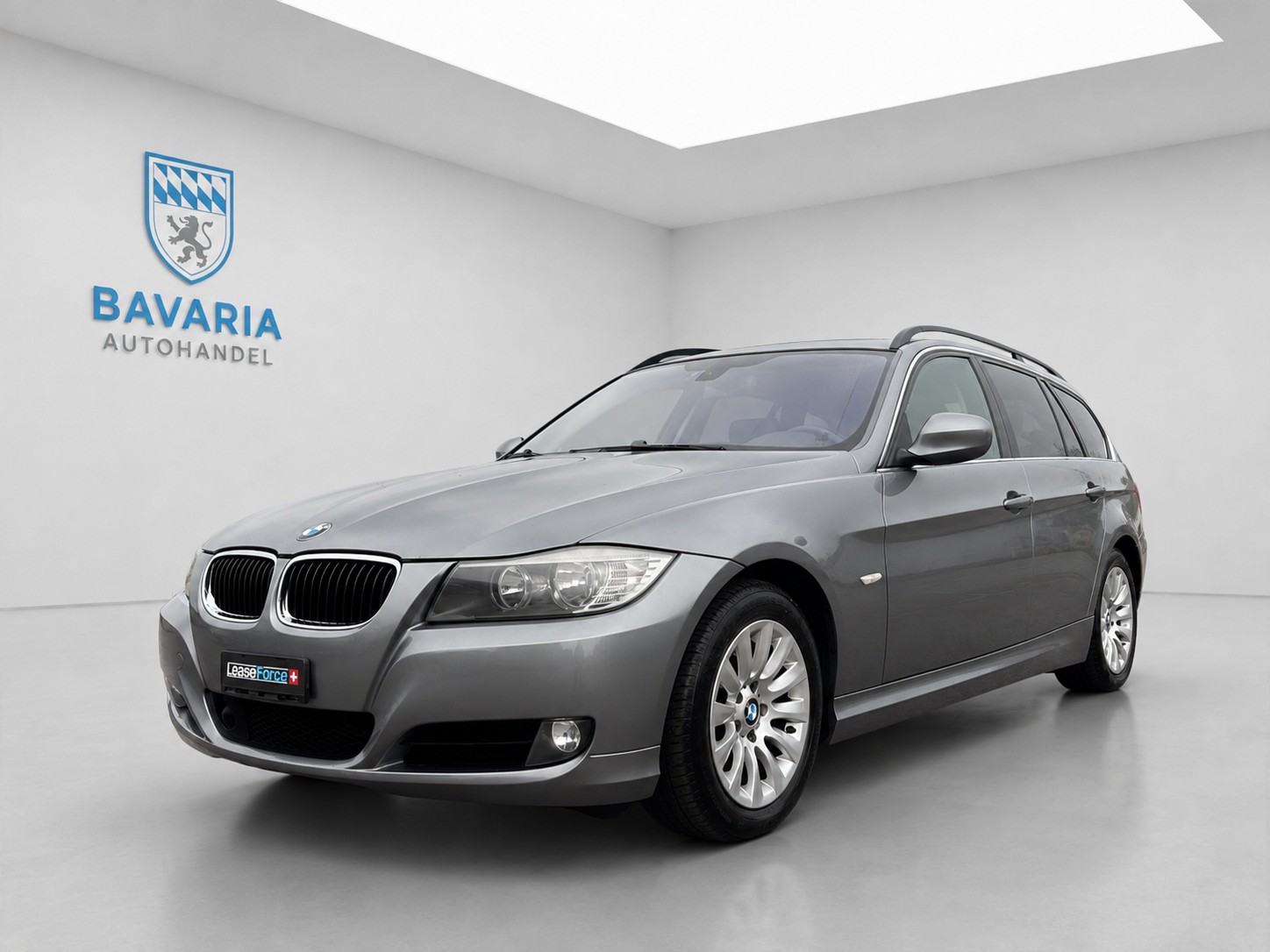 BMW 325i Touring more4you Steptronic-image-1