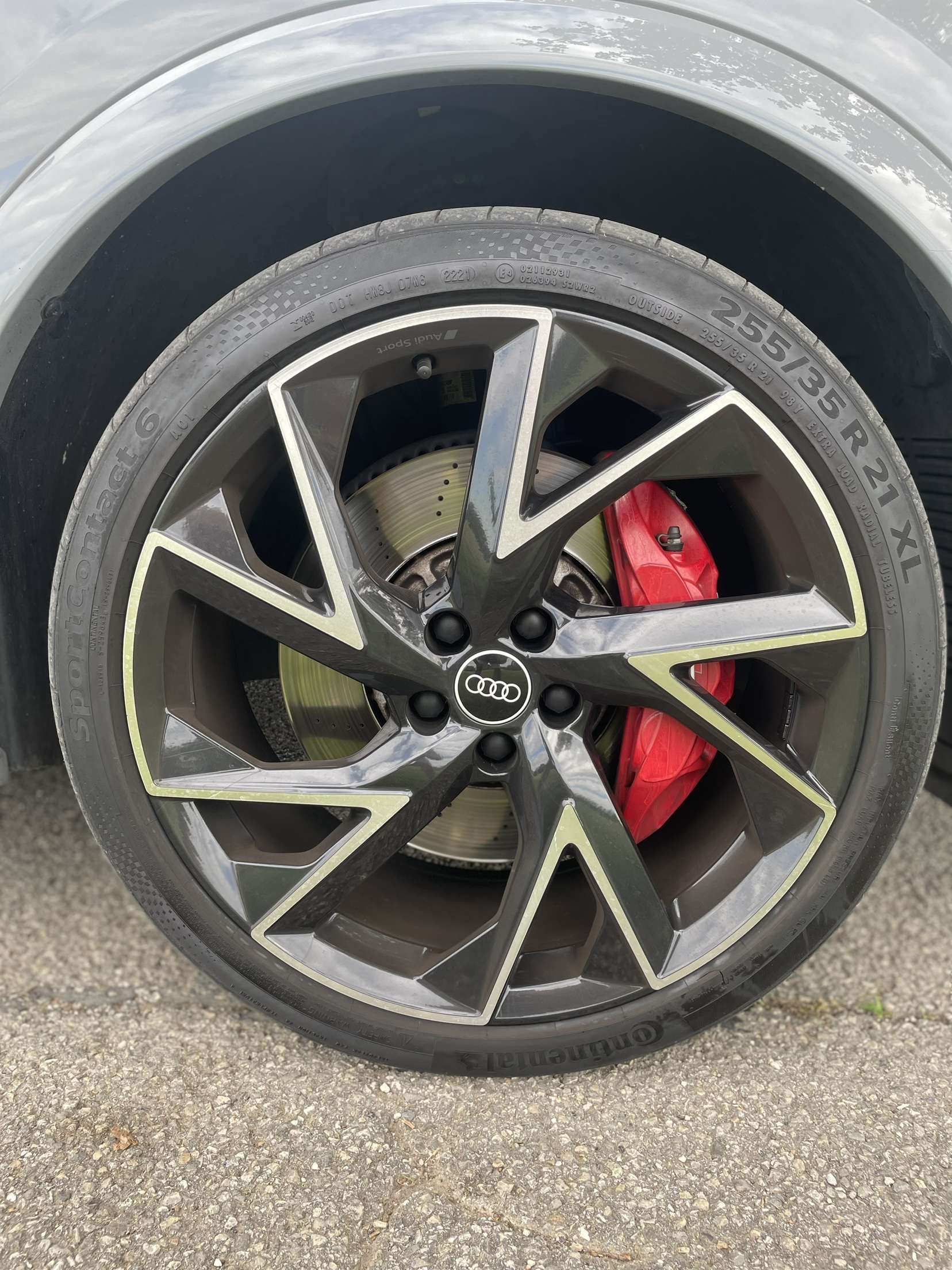 AUDI RS Q3 Sportback quattro S tronic-image-14