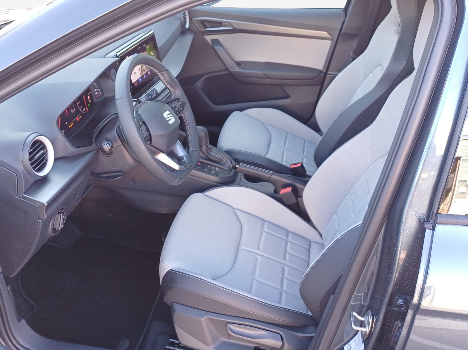 SEAT Arona 1.0 TSI Eco Move FR DSG-image-7