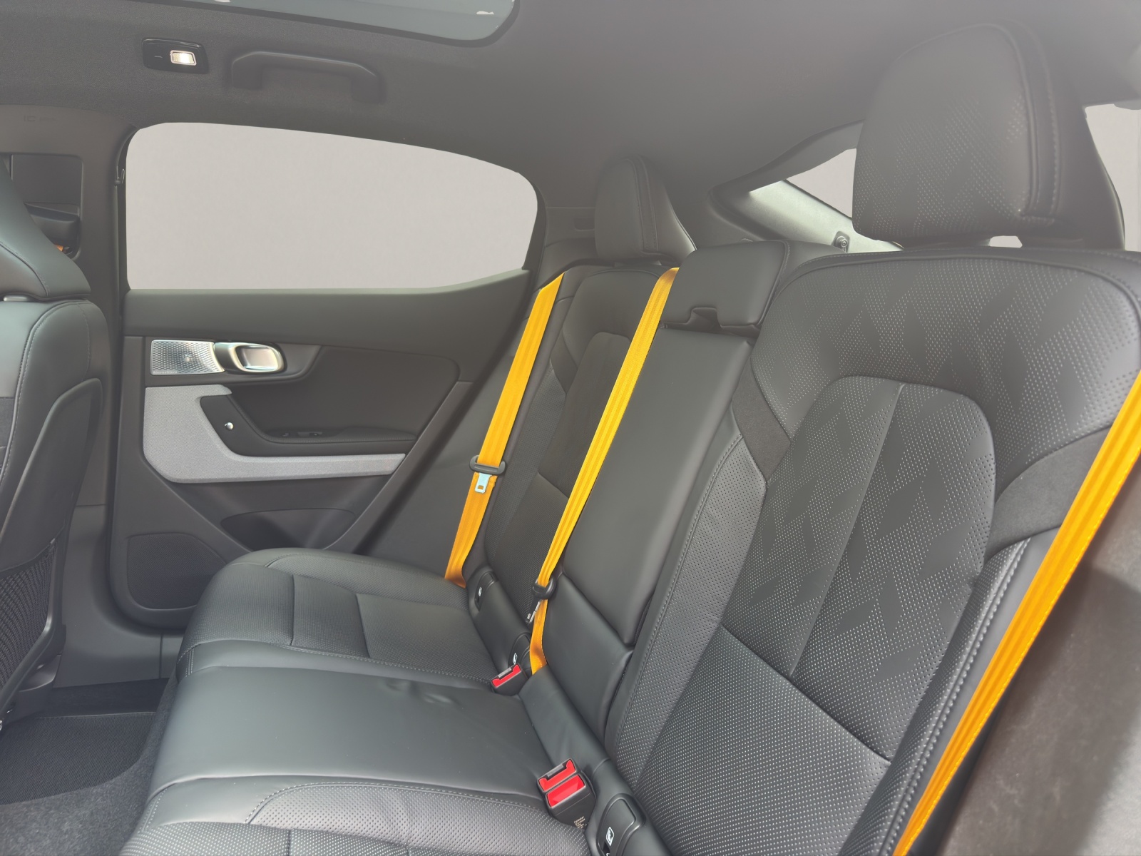 POLESTAR 2 Long Range Dual Motor Performance Prime-image-11