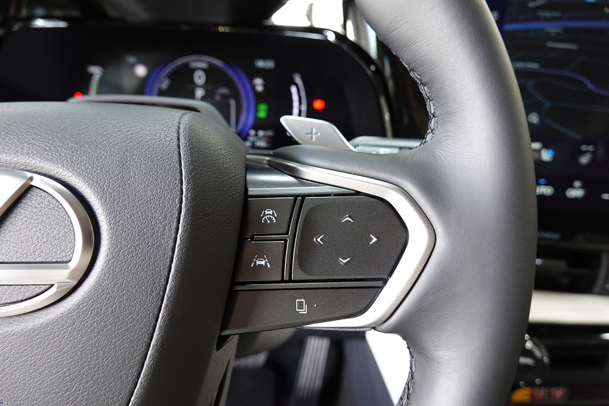 LEXUS NX 450h+ E-FOUR Comfort-image-15