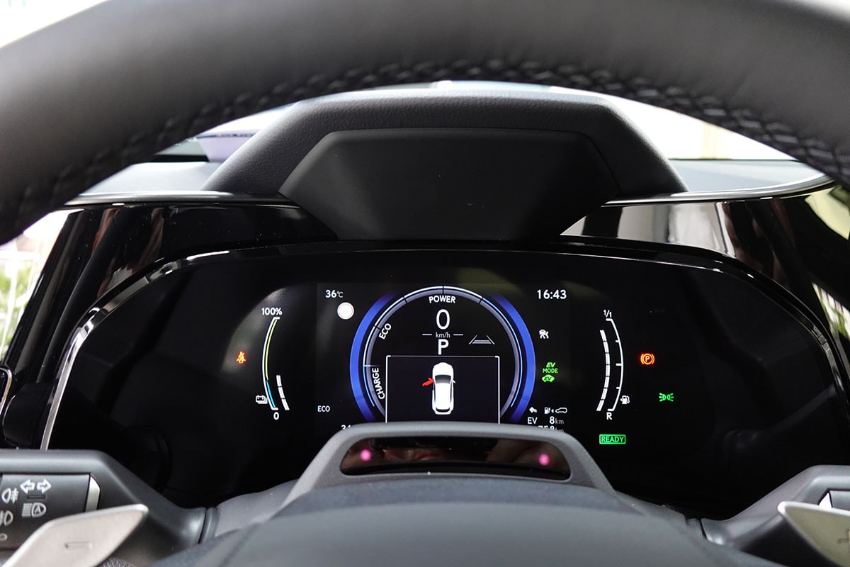 LEXUS NX 450h+ E-FOUR Comfort-image-17