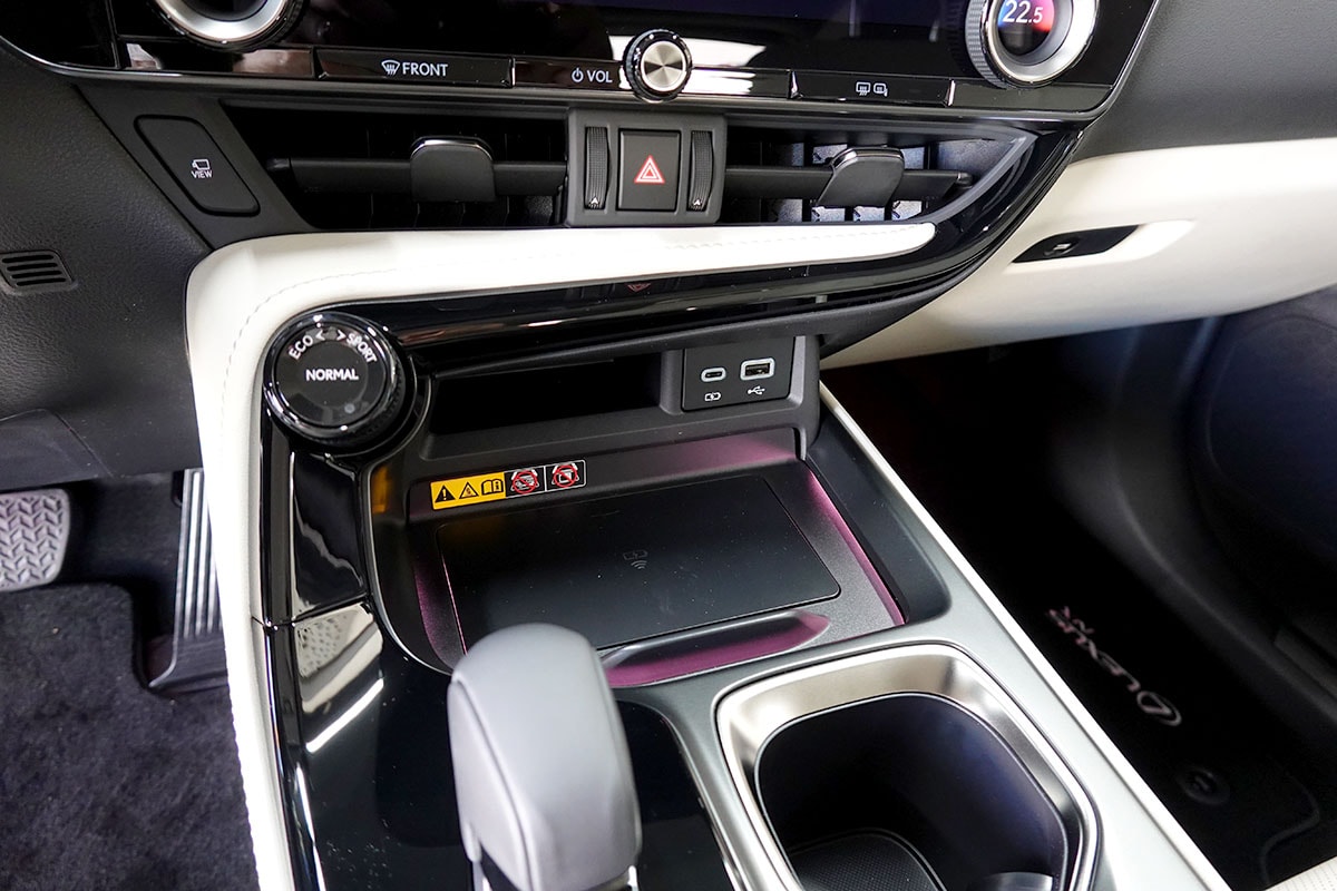 LEXUS NX 450h+ E-FOUR Comfort-image-10