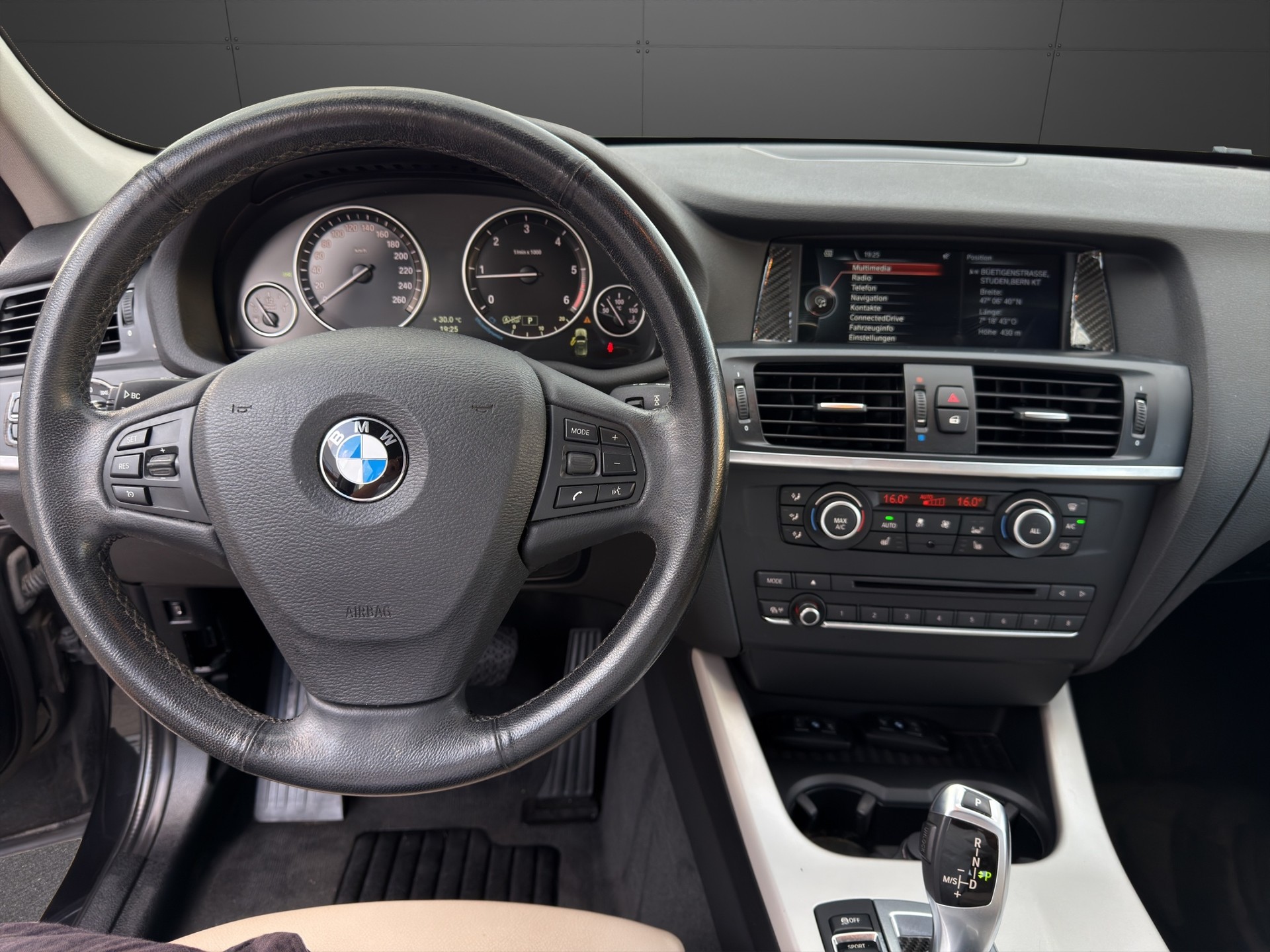 BMW X3 xDrive 20d Steptronic-image-12