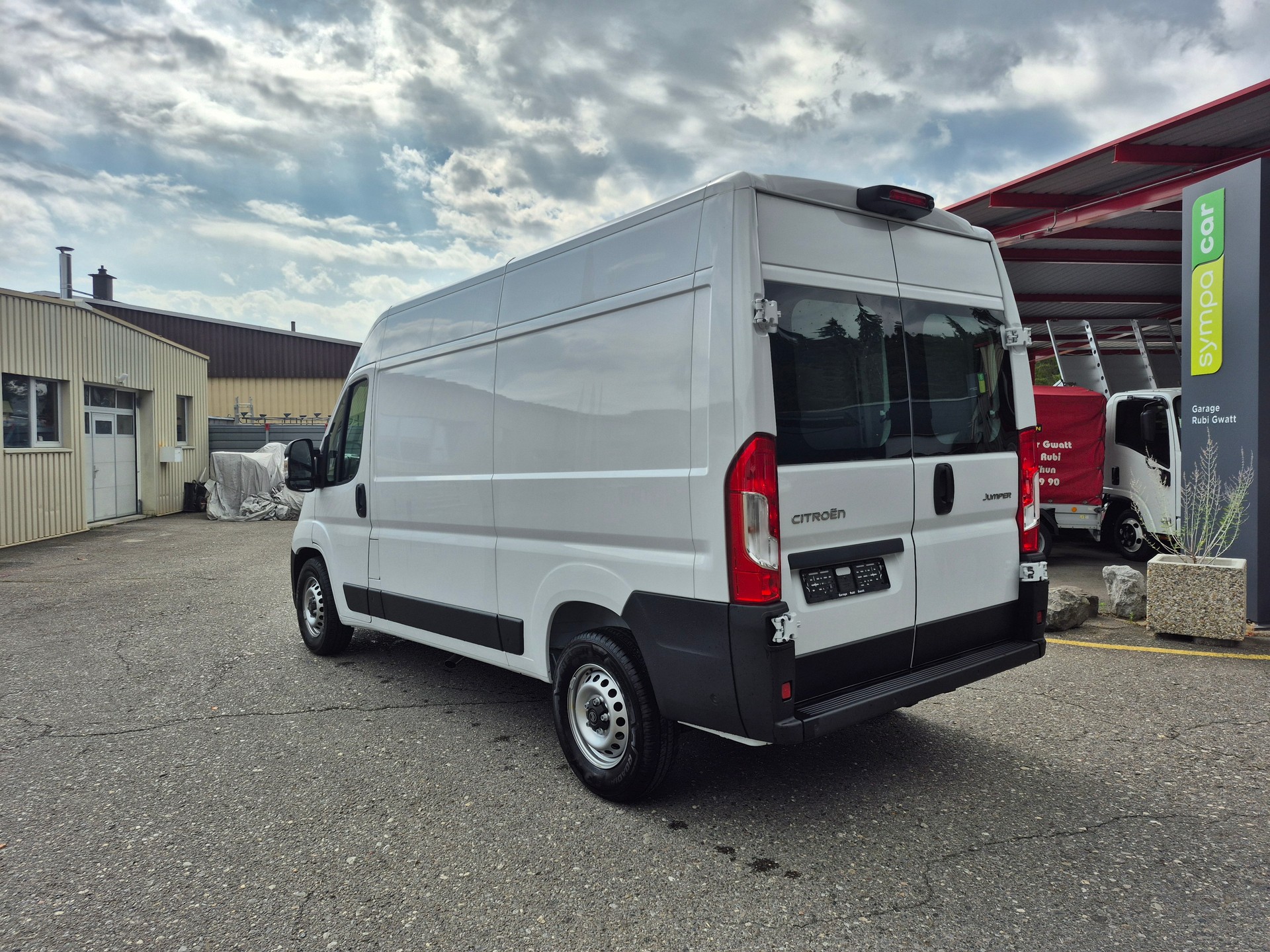 CITROEN Jumper 35 2.2 BlueHDi 140 L2H2-image-6