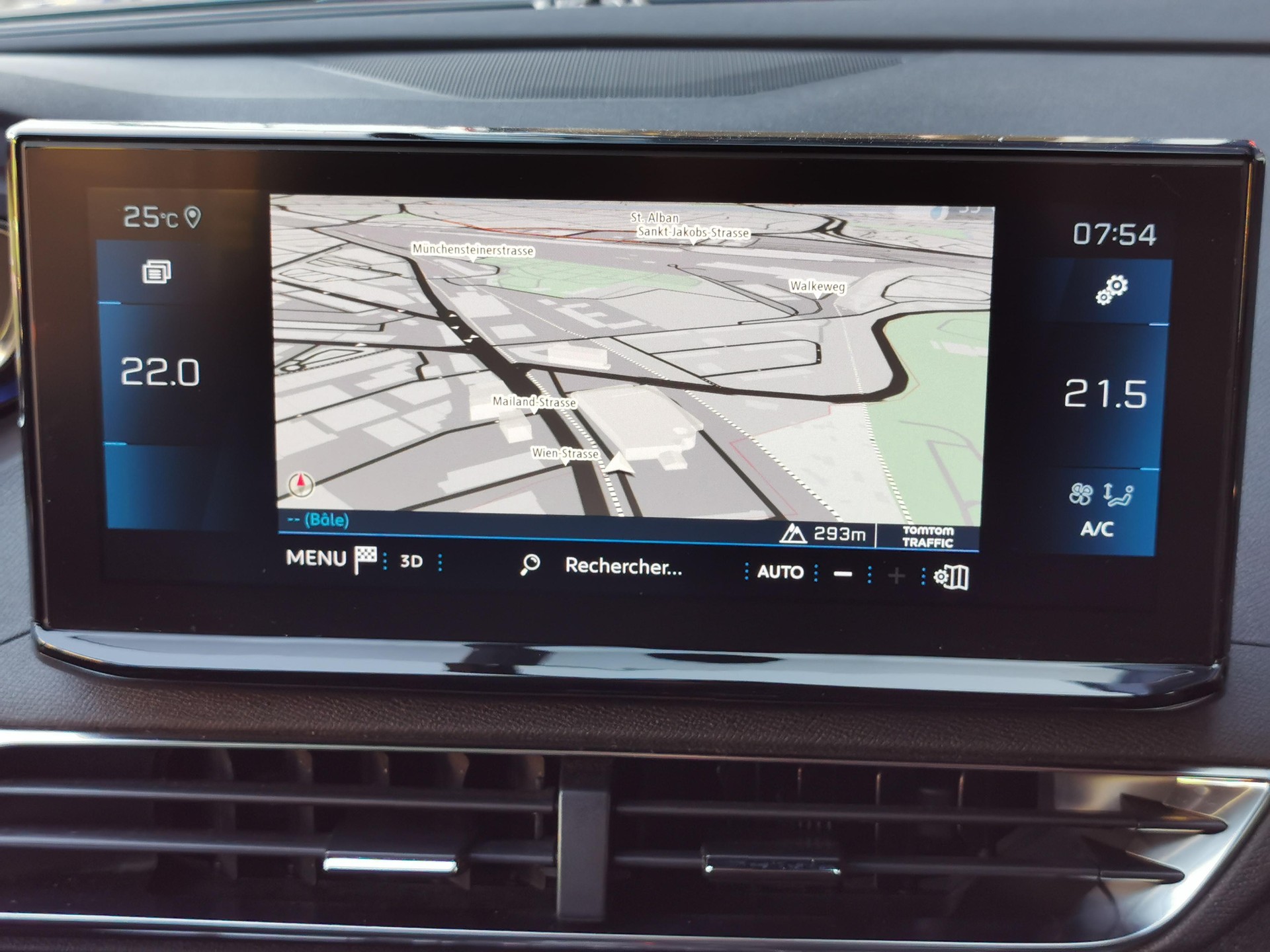 PEUGEOT 3008 1.2 PureTech Allure Pack-image-14