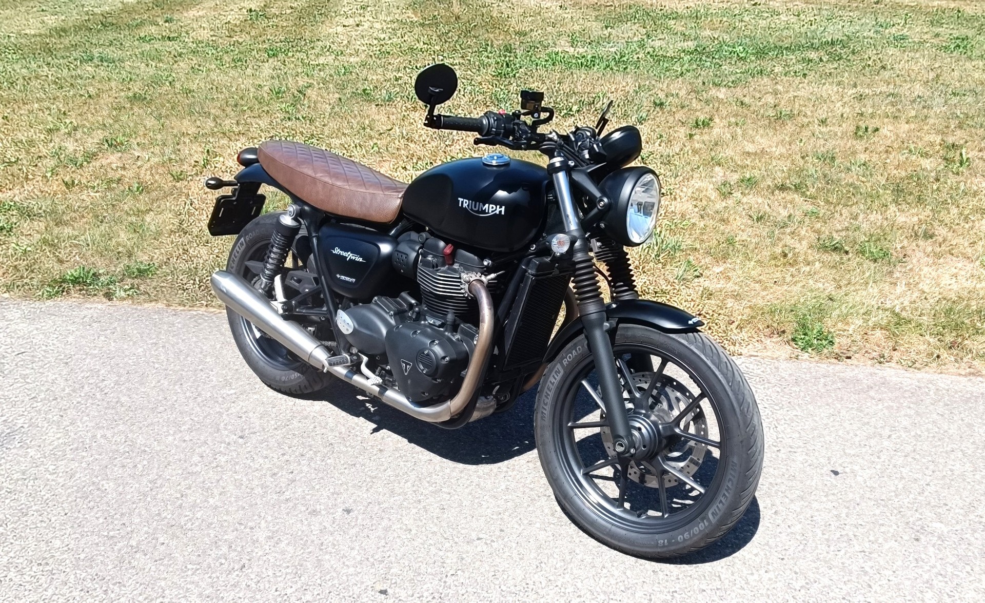 TRIUMPH Street Twin 900 i (35kW)