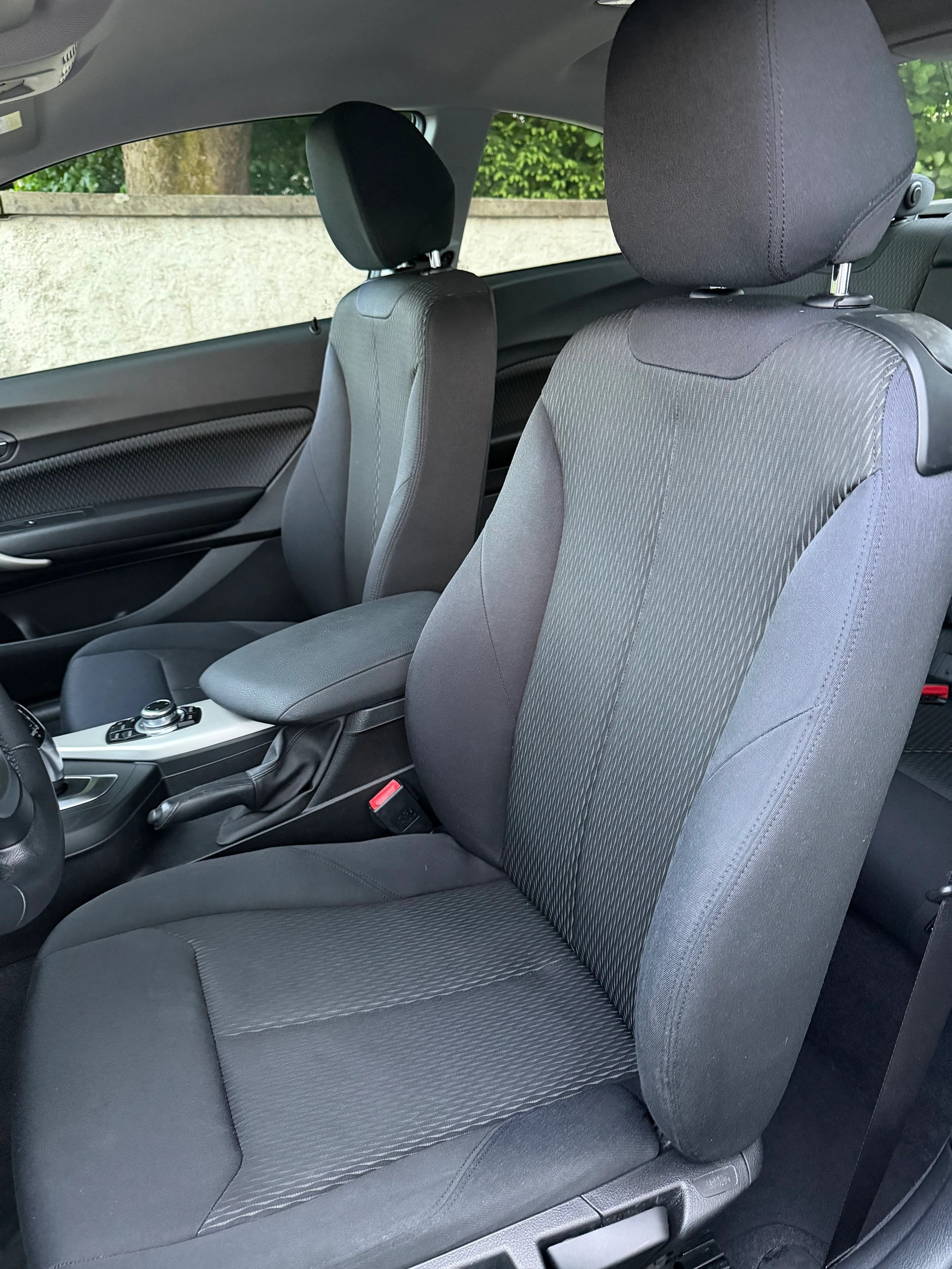 BMW 220iCoupé Steptronic / 1 Hand / CH-Fahrzeug / Frisch ab MFK / Service gepflegt / Navi / Xenon / DAB-image-12