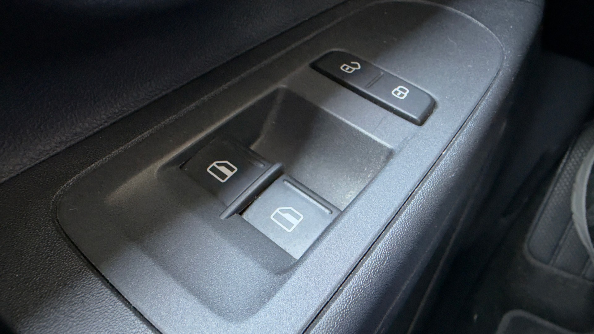 SKODA Citigo-e iV Ambition-image-5