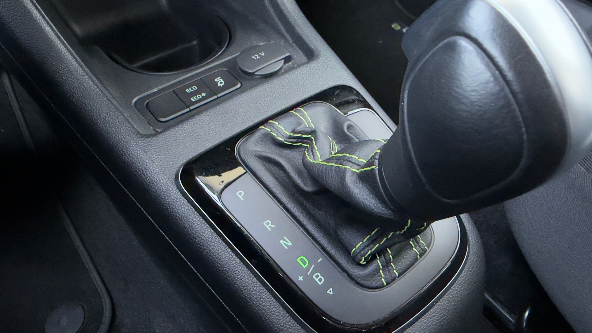 SKODA Citigo-e iV Ambition-image-12