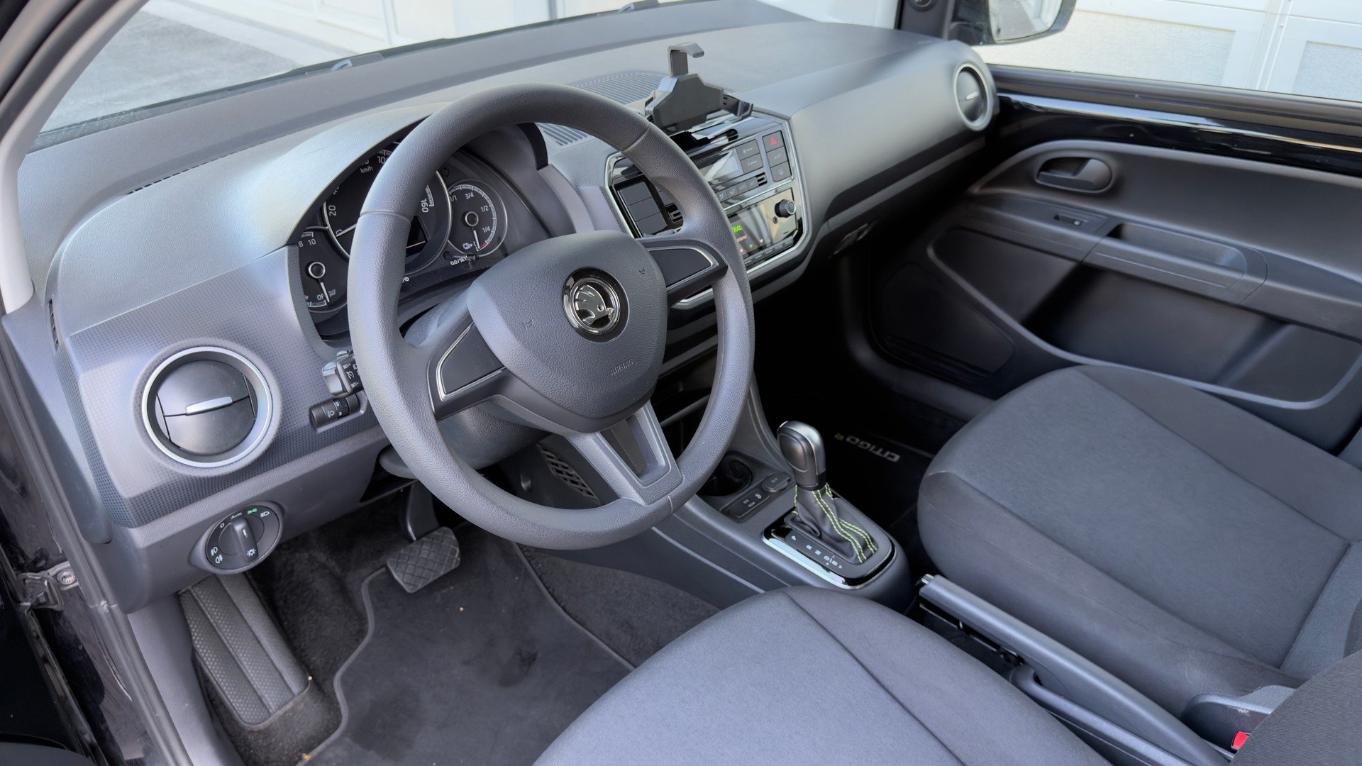 SKODA Citigo-e iV Ambition-image-10