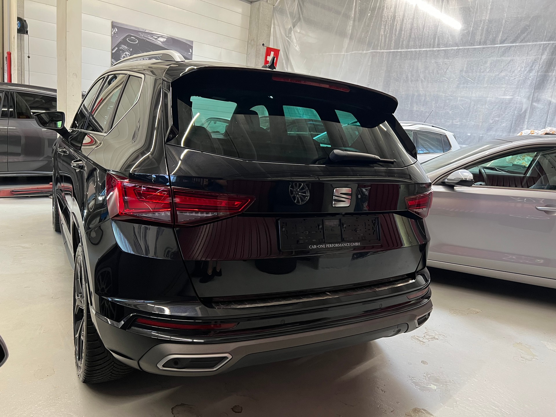 SEAT Ateca 2.0 TSI Hola FR 4Drive DSG-image-3