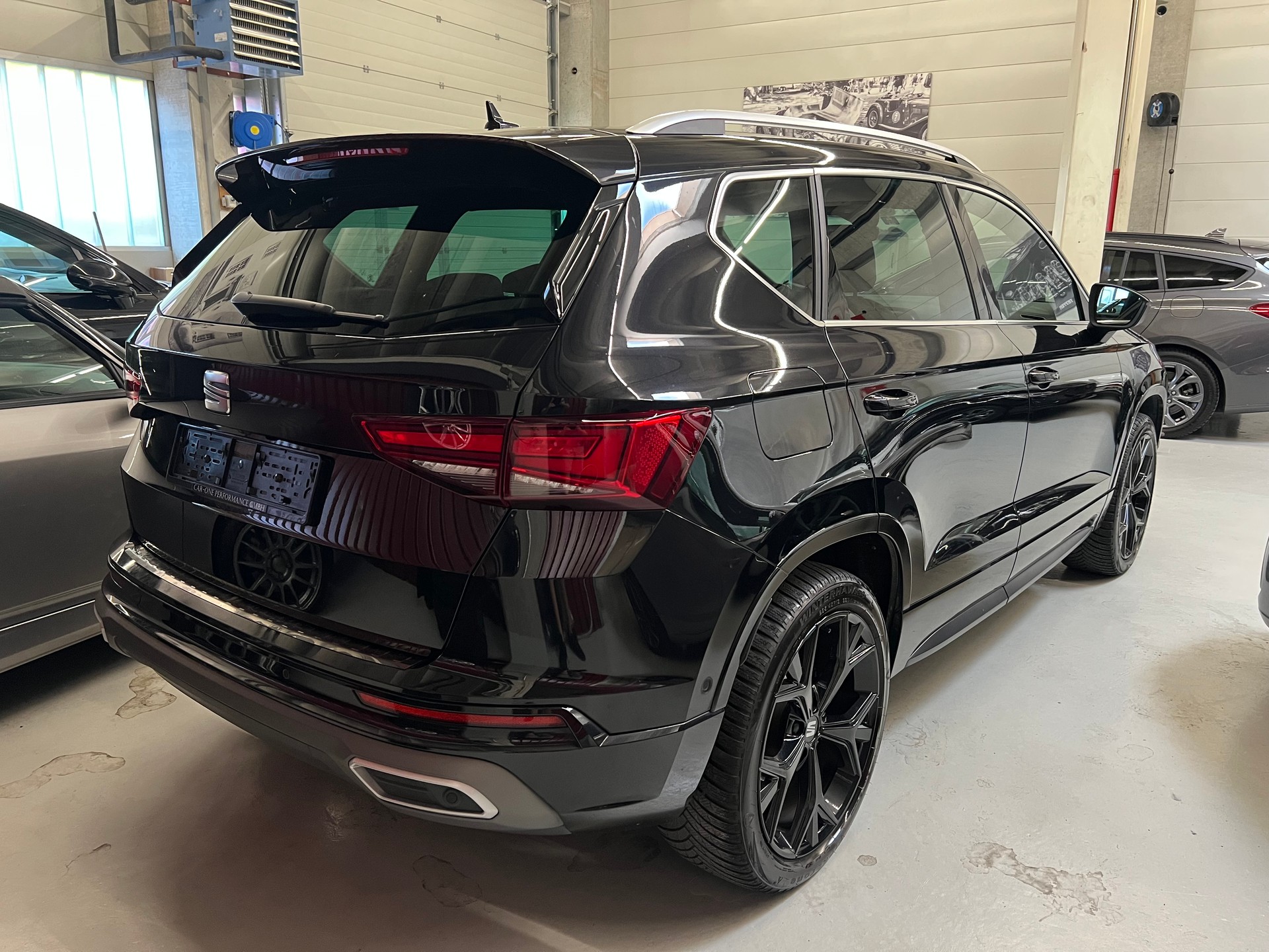 SEAT Ateca 2.0 TSI Hola FR 4Drive DSG-image-2