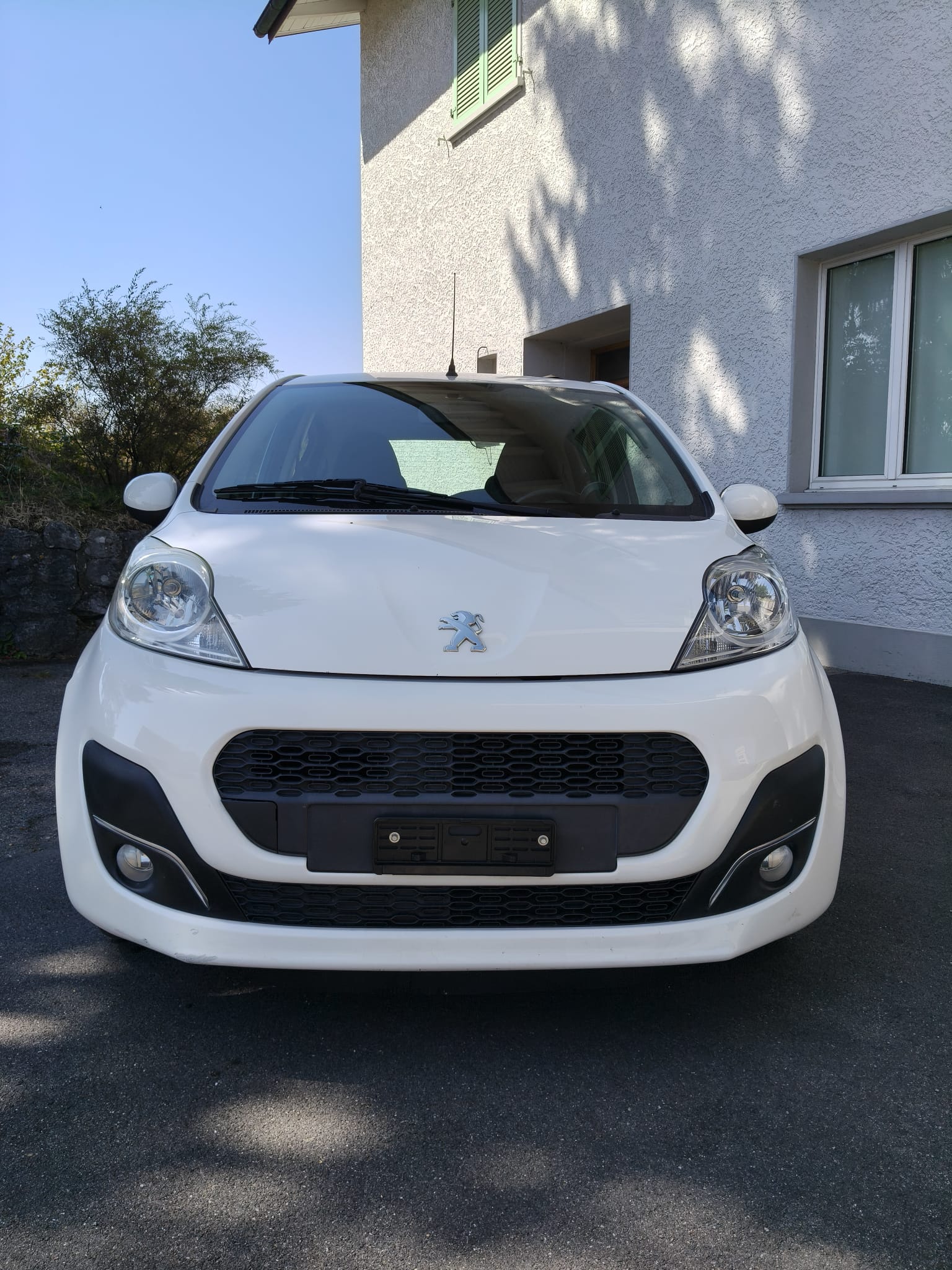 PEUGEOT 107 1.0 Active-image-1