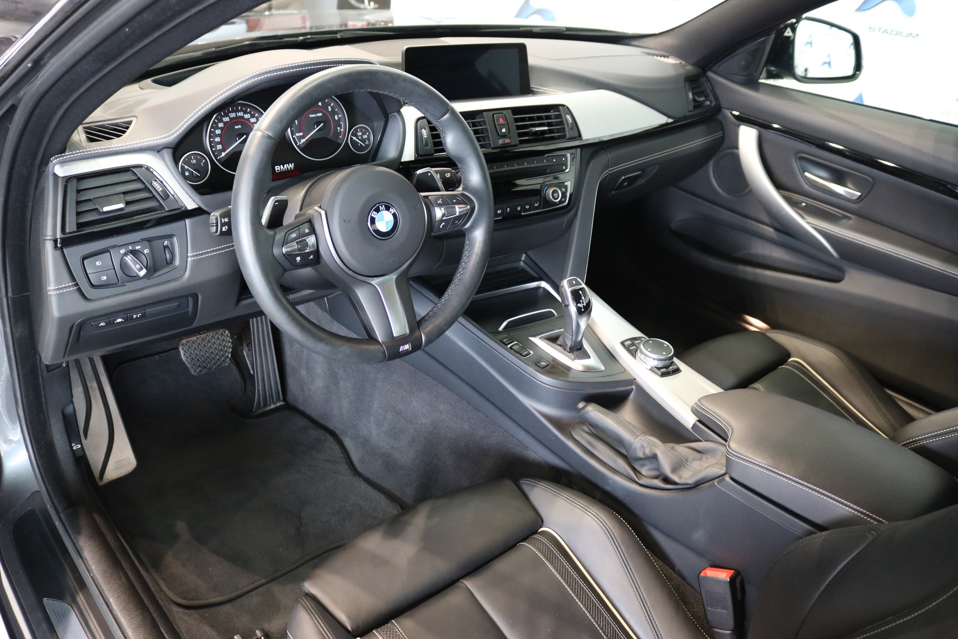 BMW 435i Coupé xDrive M Sport Steptronic-image-36