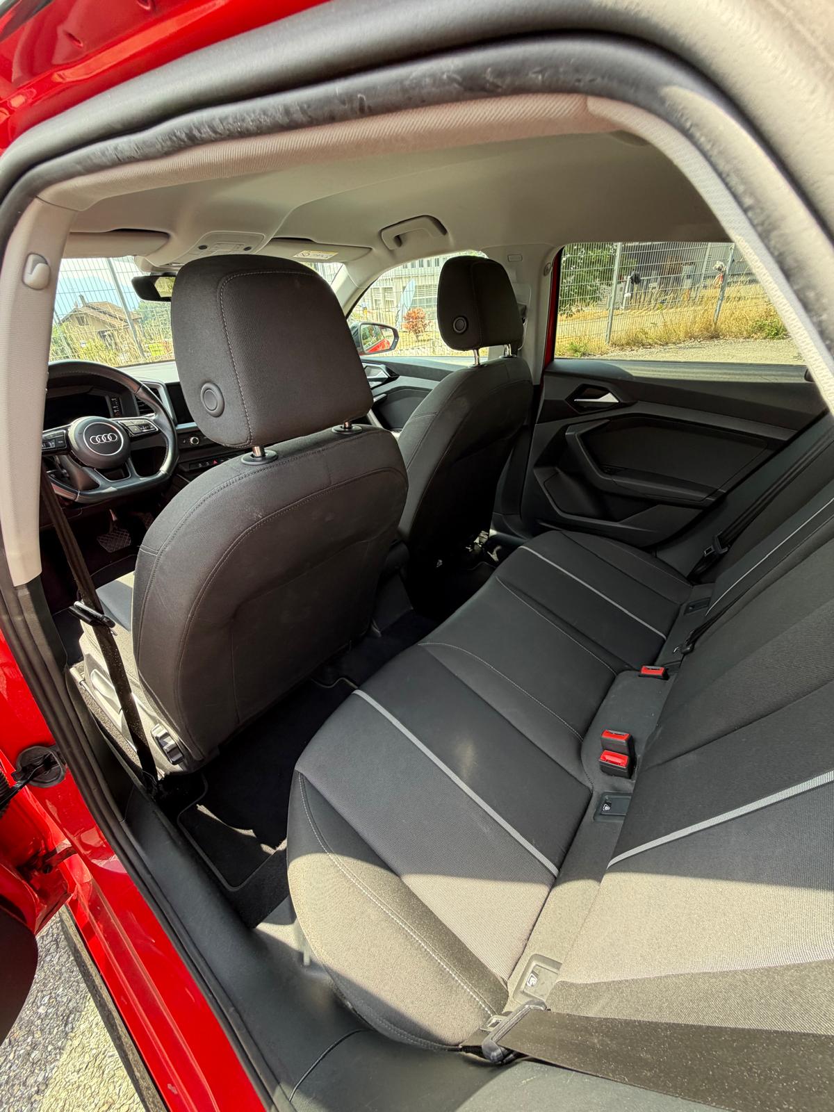 AUDI 1.0 30 TFSI S-Tronic-image-4