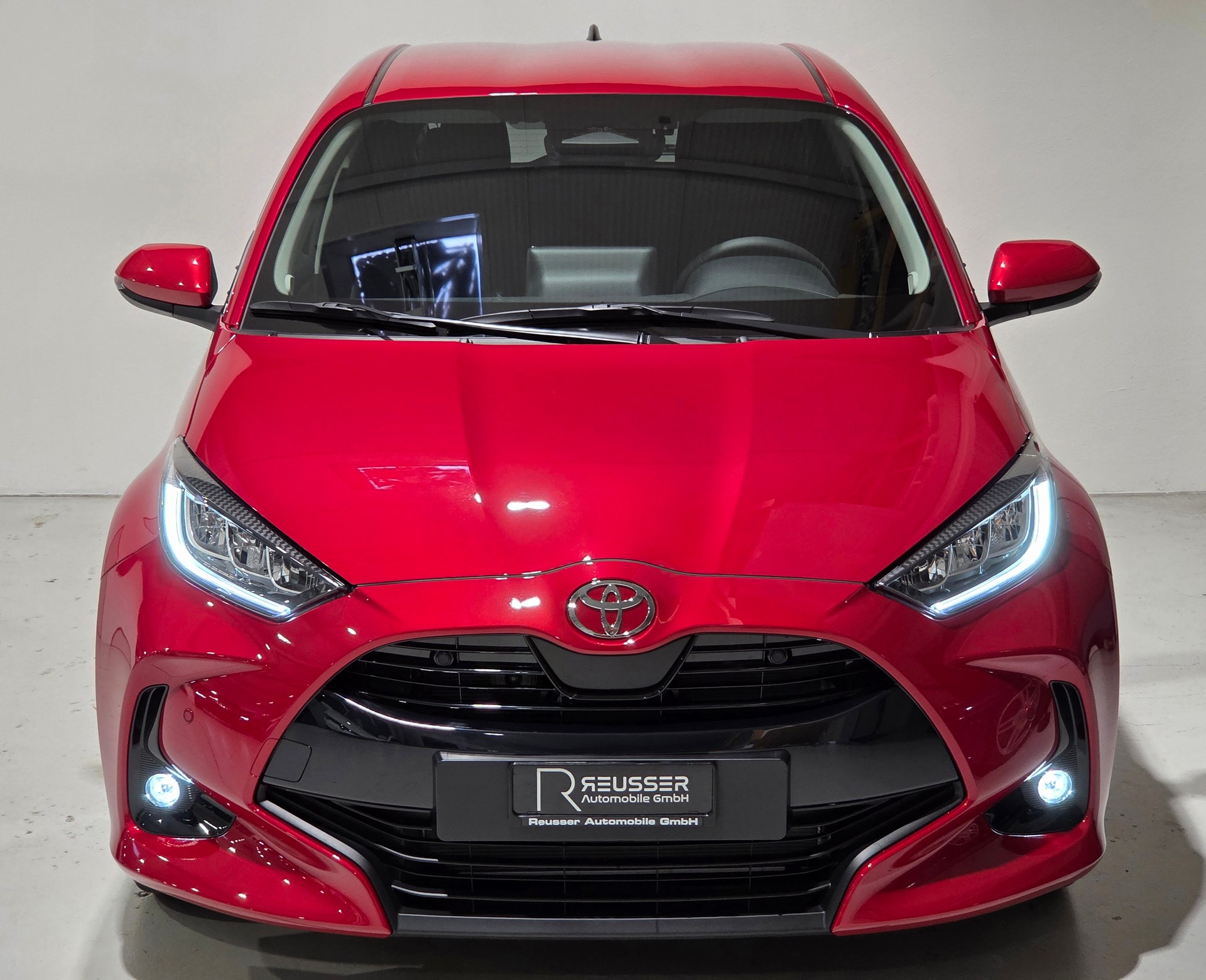 TOYOTA Yaris 1.5 e-CVT Teamplayer-image-21