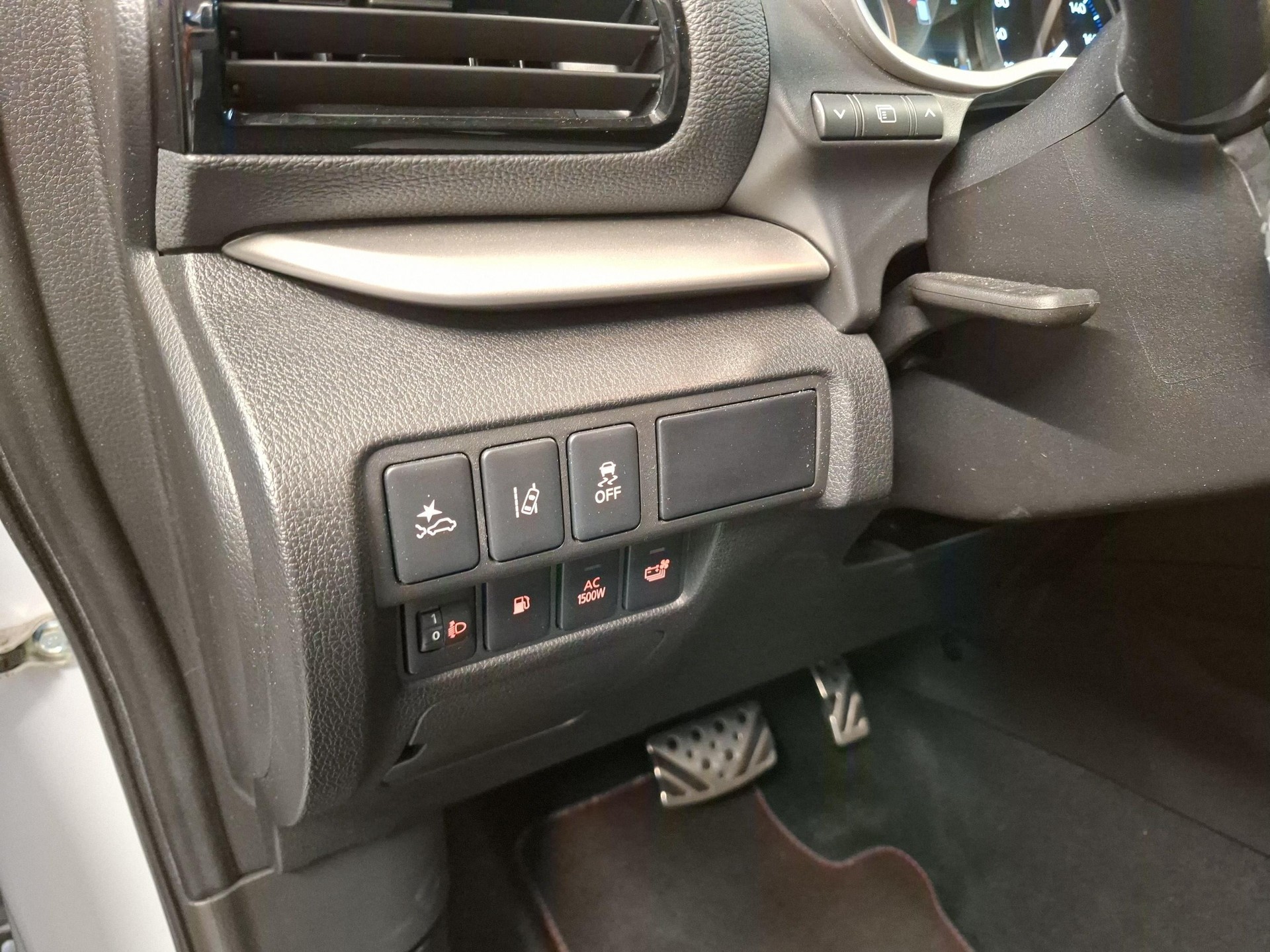 MITSUBISHI Eclipse Cross 2.4 PHEV Ralliart 4x4-image-16