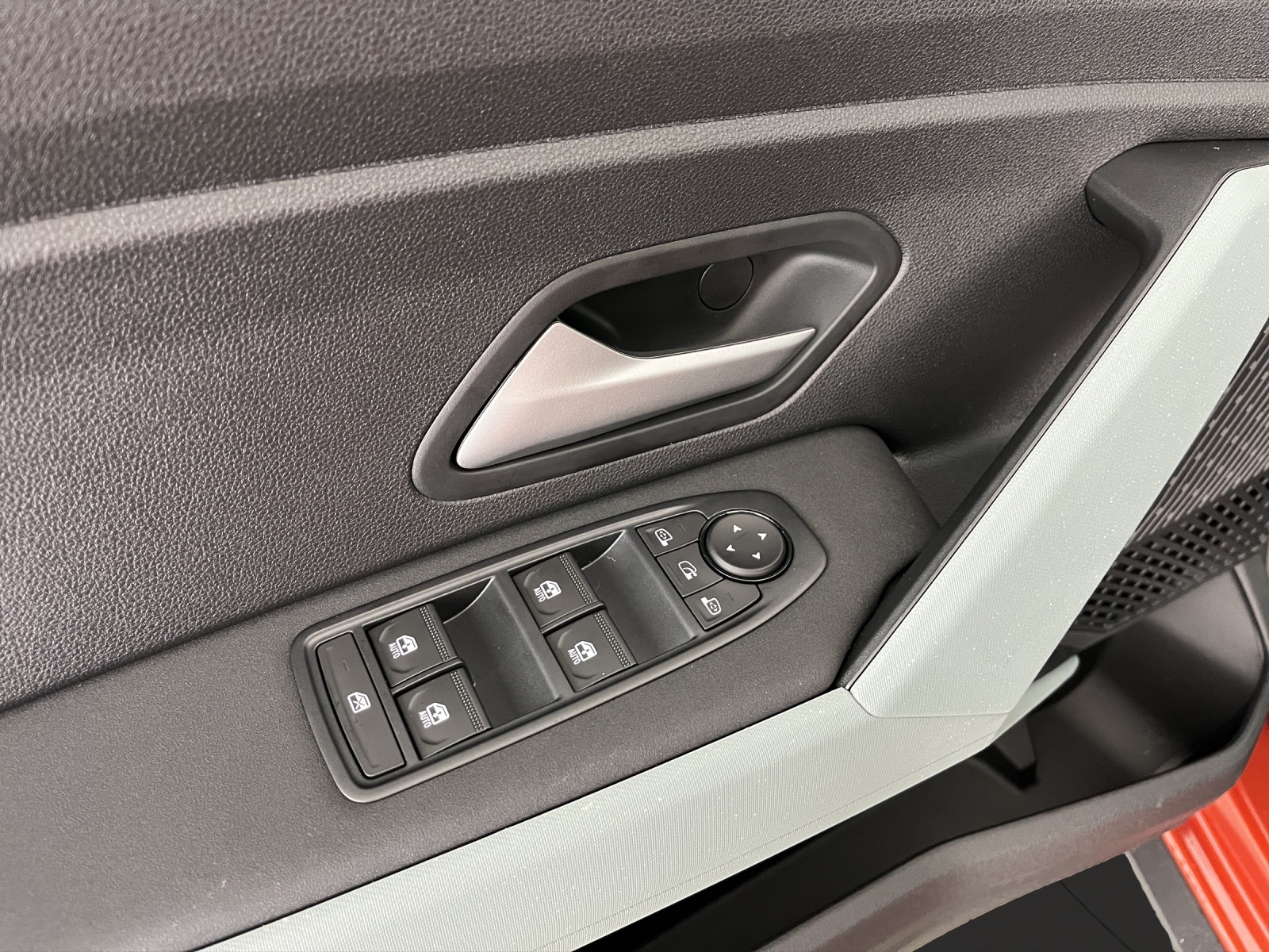 DACIA Bigster 1.2 Hybrid Extreme 4WD-image-13