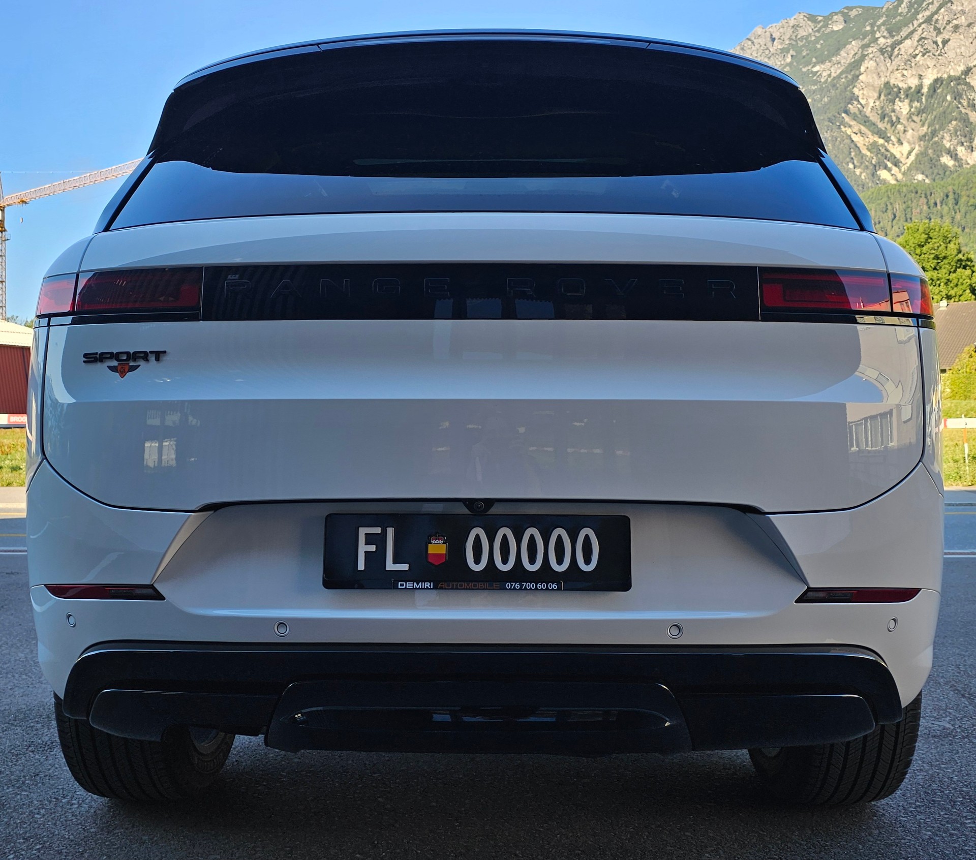LAND ROVER RANGE ROVER SPORT-image-8