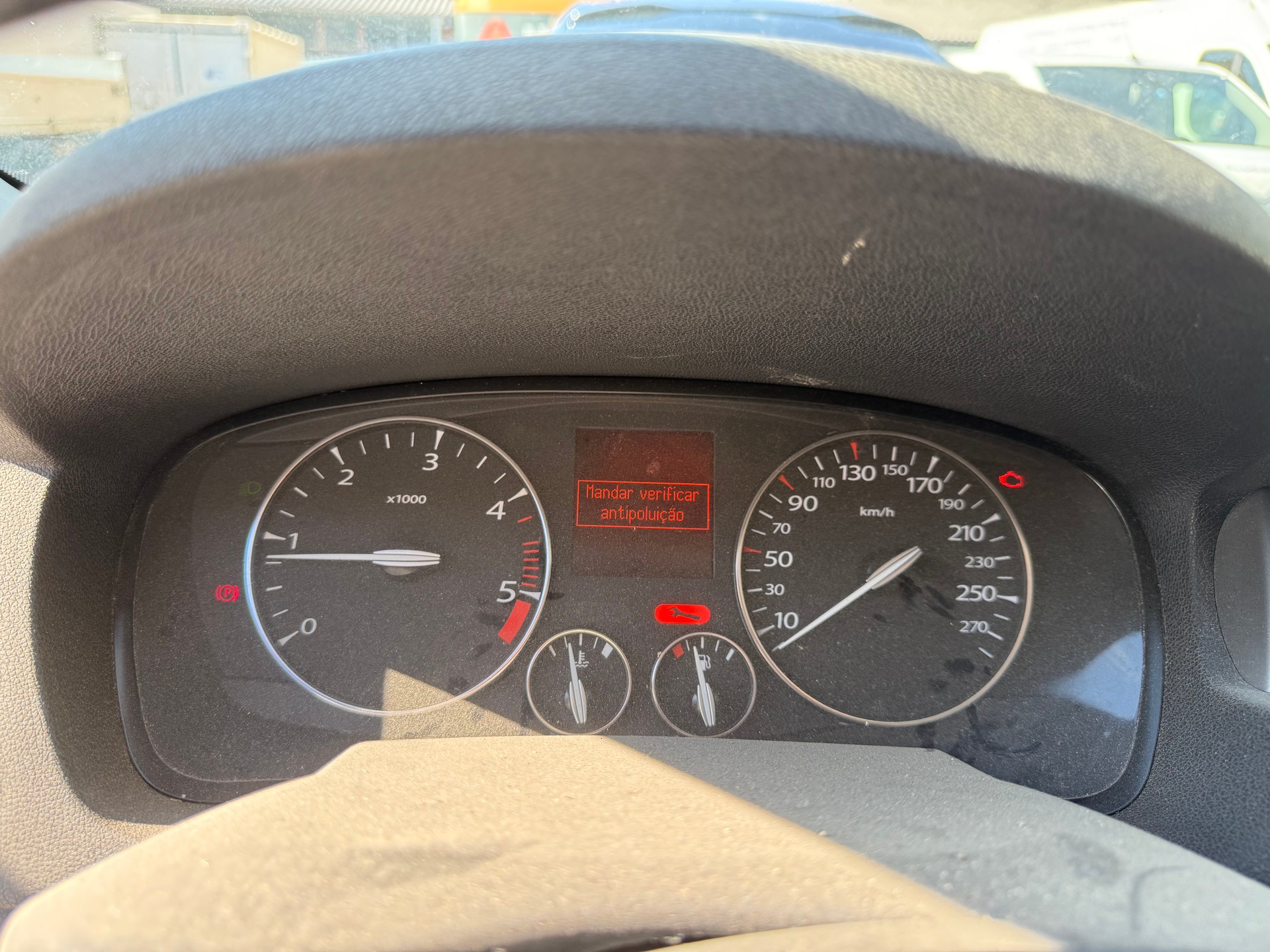 RENAULT Laguna Grandtour 2.0 dCi Expression-image-6