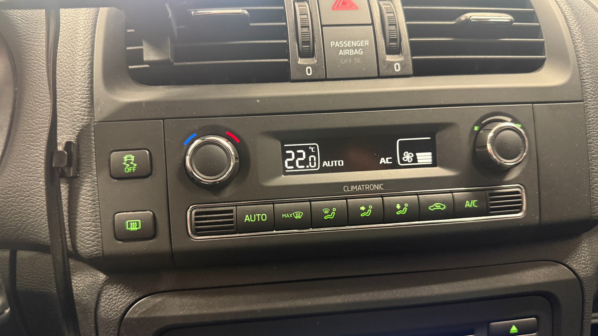 SKODA Fabia 1.2 TSI Ambition Plus DSG, frisch ab MFK, aus 1 Hand Servicgepflegt, 1 Jahre oder 20000km Garantie-image-24