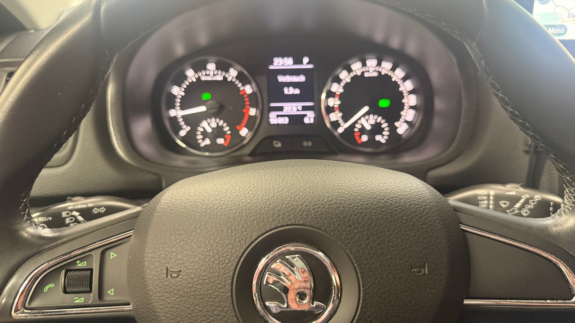 SKODA Fabia 1.2 TSI Ambition Plus DSG, frisch ab MFK, aus 1 Hand Servicgepflegt, 1 Jahre oder 20000km Garantie-image-20