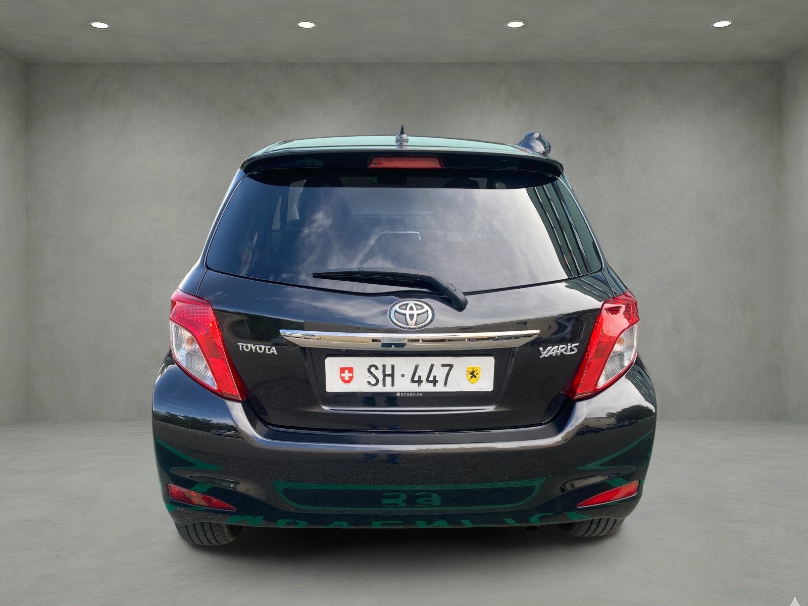 TOYOTA Yaris 1.33 Style-image-4